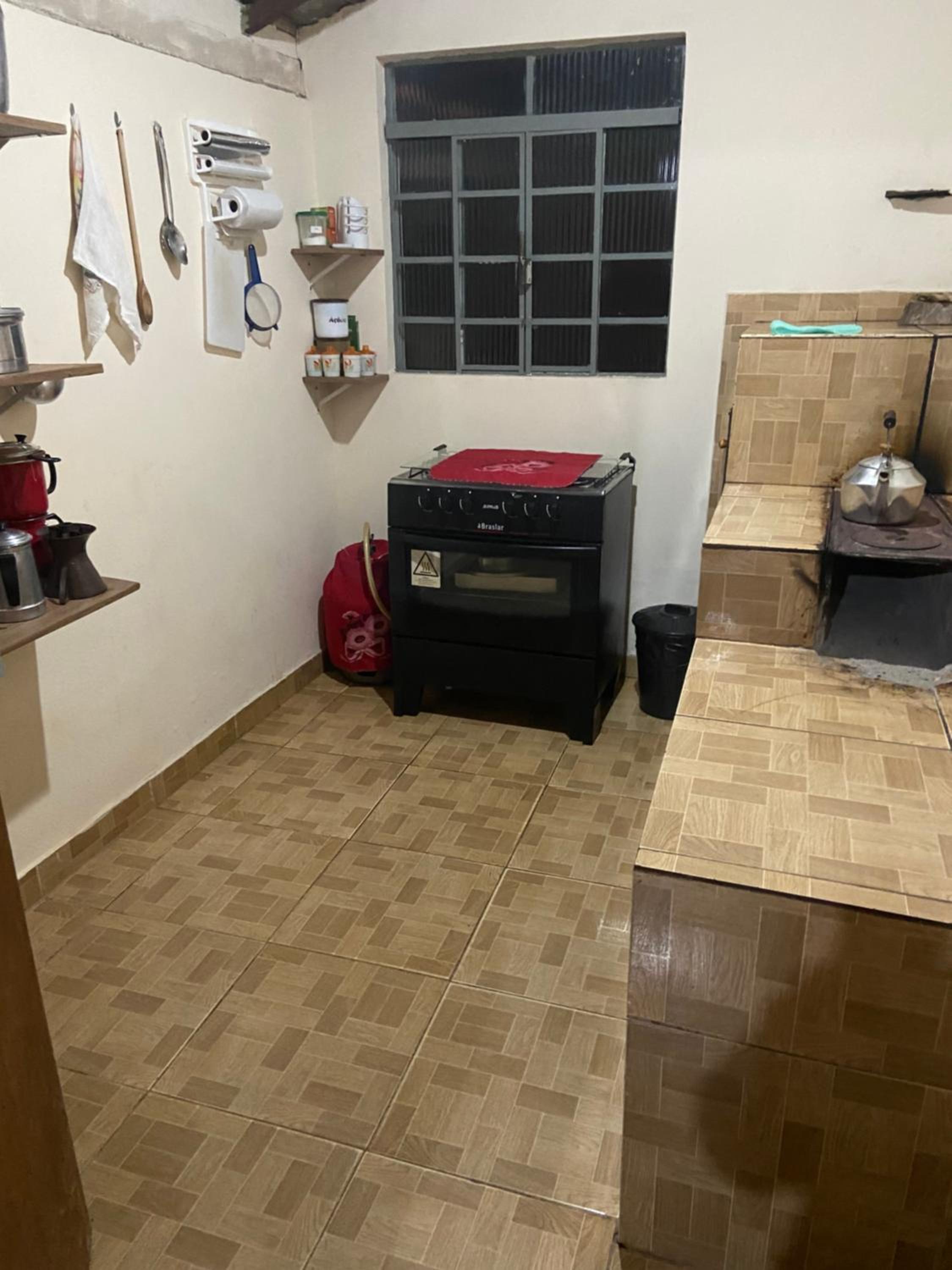 Recanto da Alegria - Casa em Cunha com Jacuzzi,Piscina,Rede,Churrasqueira,Lareira,Deck, Banco de coração