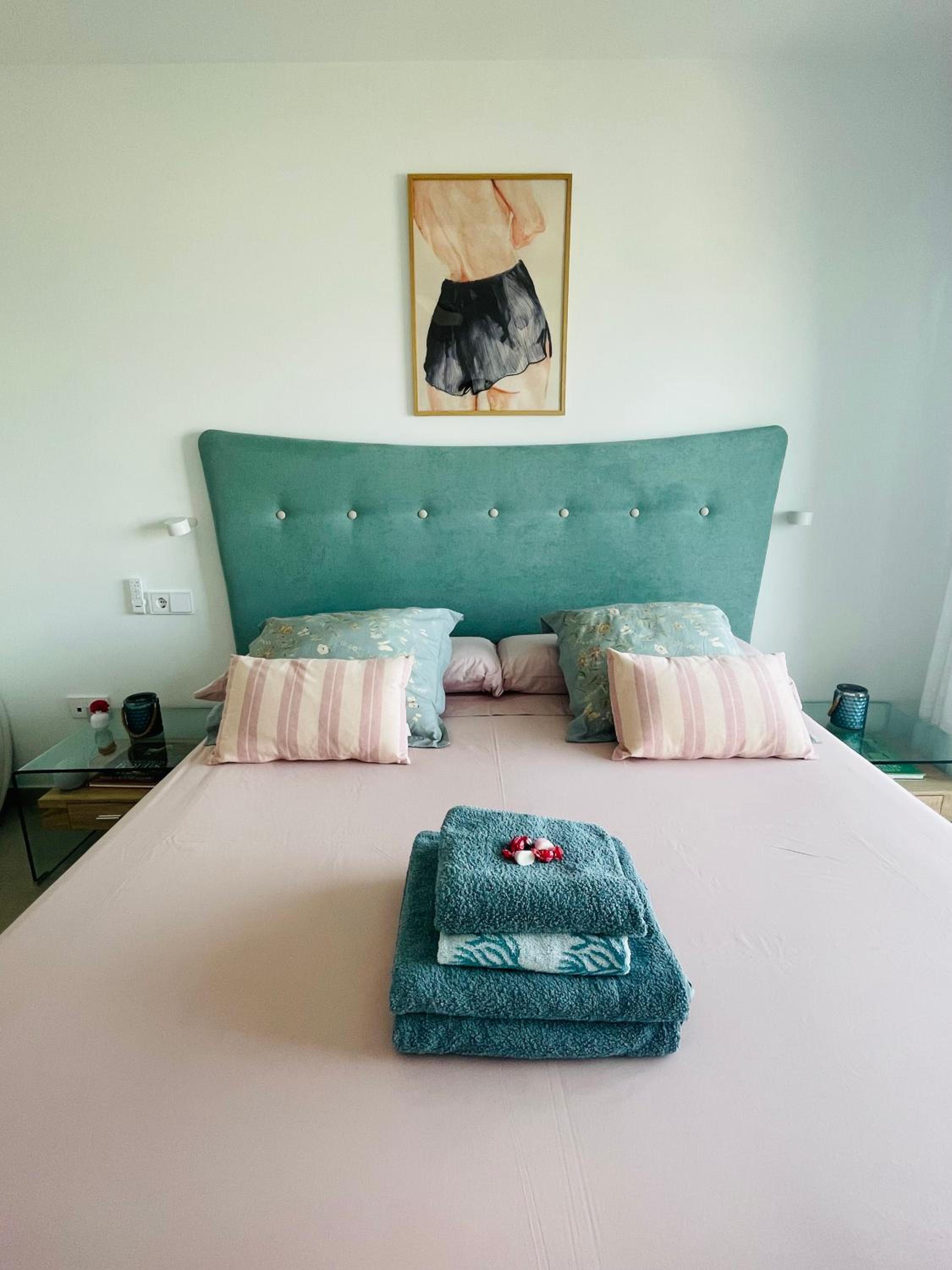 Iconic Alluba Alicante luxury bay