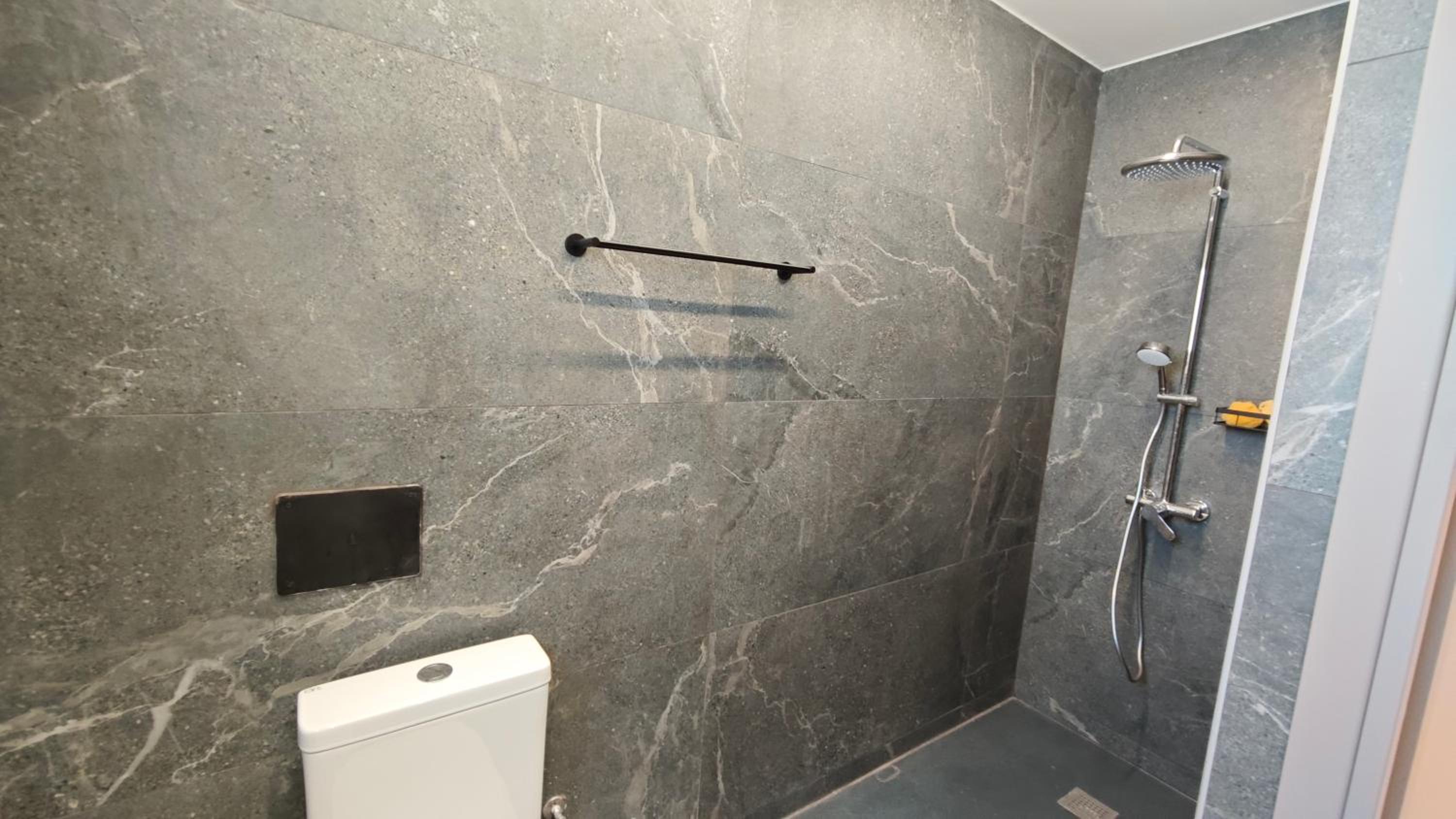 Modern 1-bedroom home in Larnaca with a private garden ideal for long stays and remote work