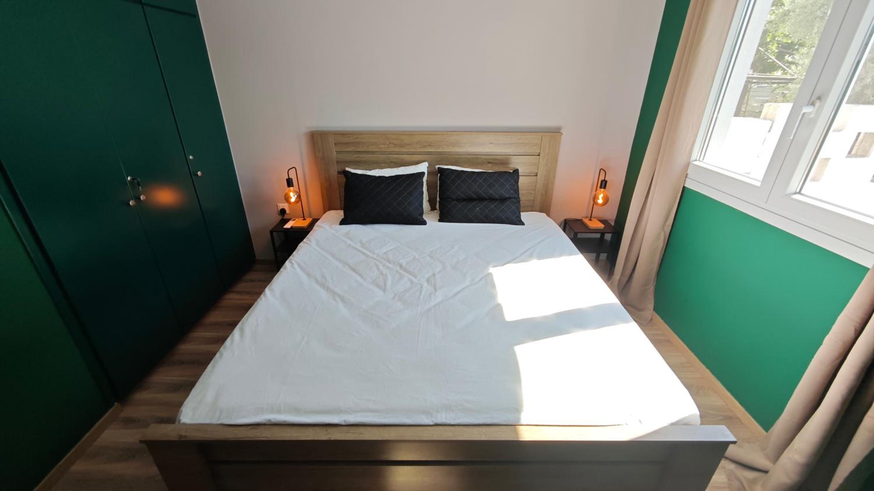 Modern 1-bedroom home in Larnaca with a private garden ideal for long stays and remote work