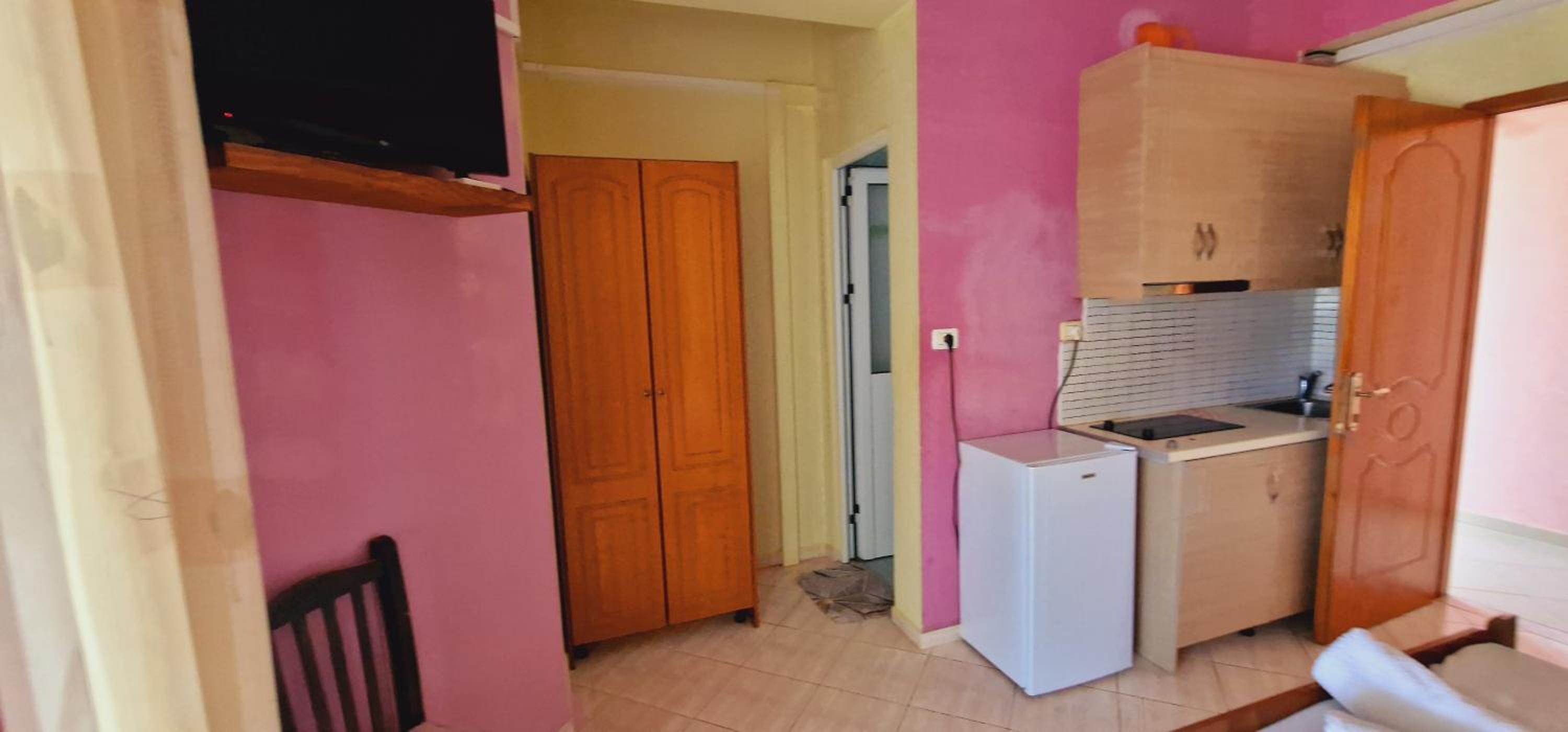 Guest house Luiza & Bushati