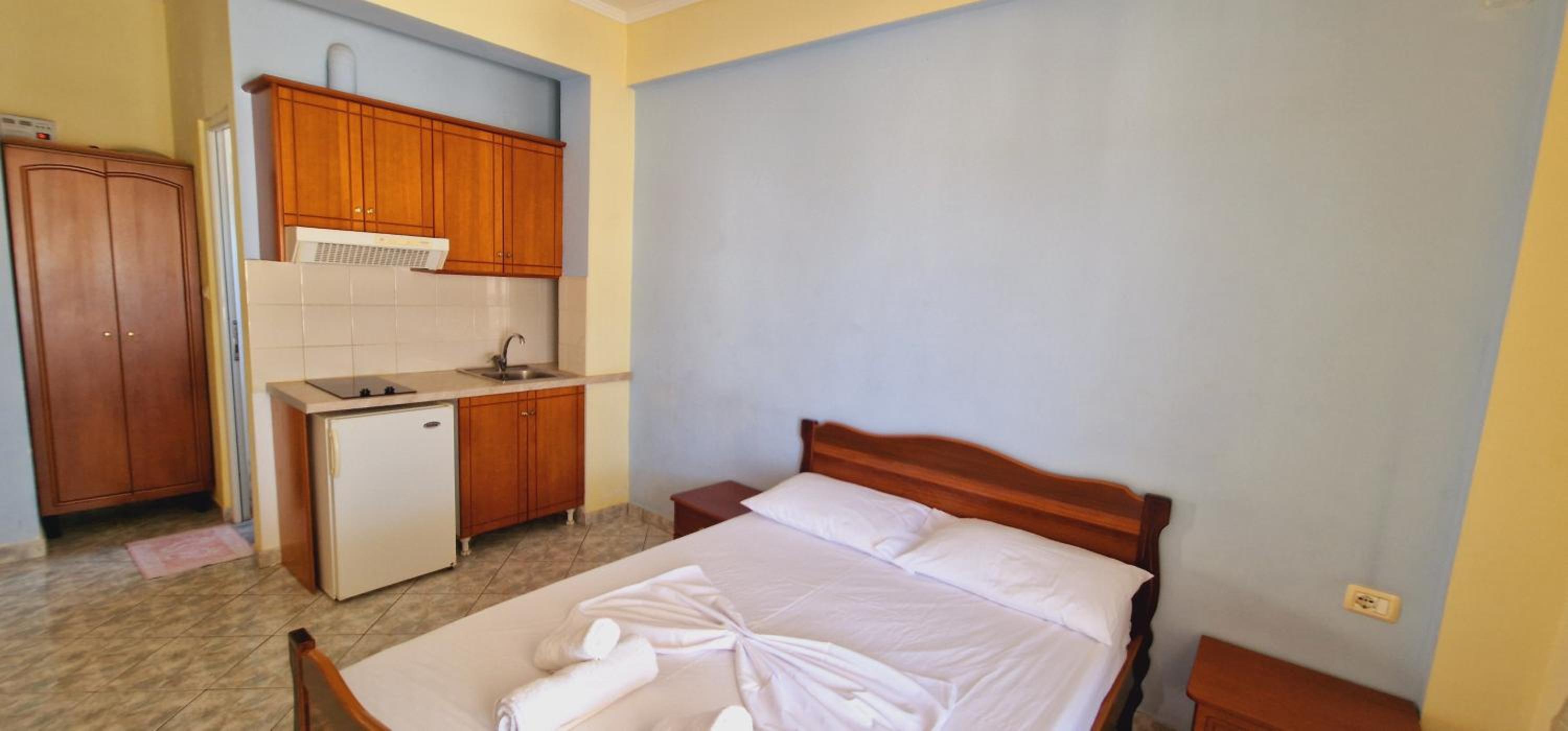 Guest house Luiza & Bushati