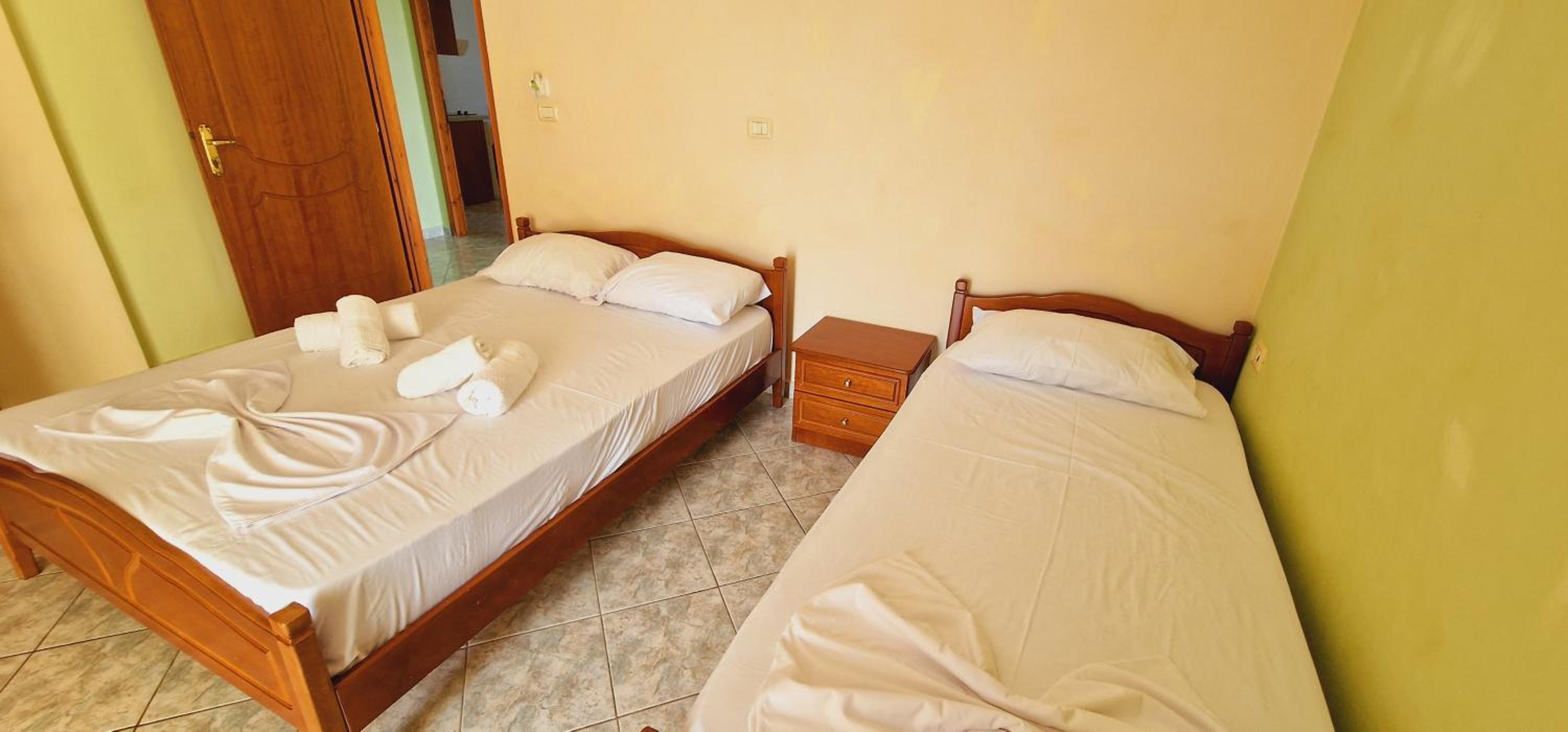 Guest house Luiza & Bushati