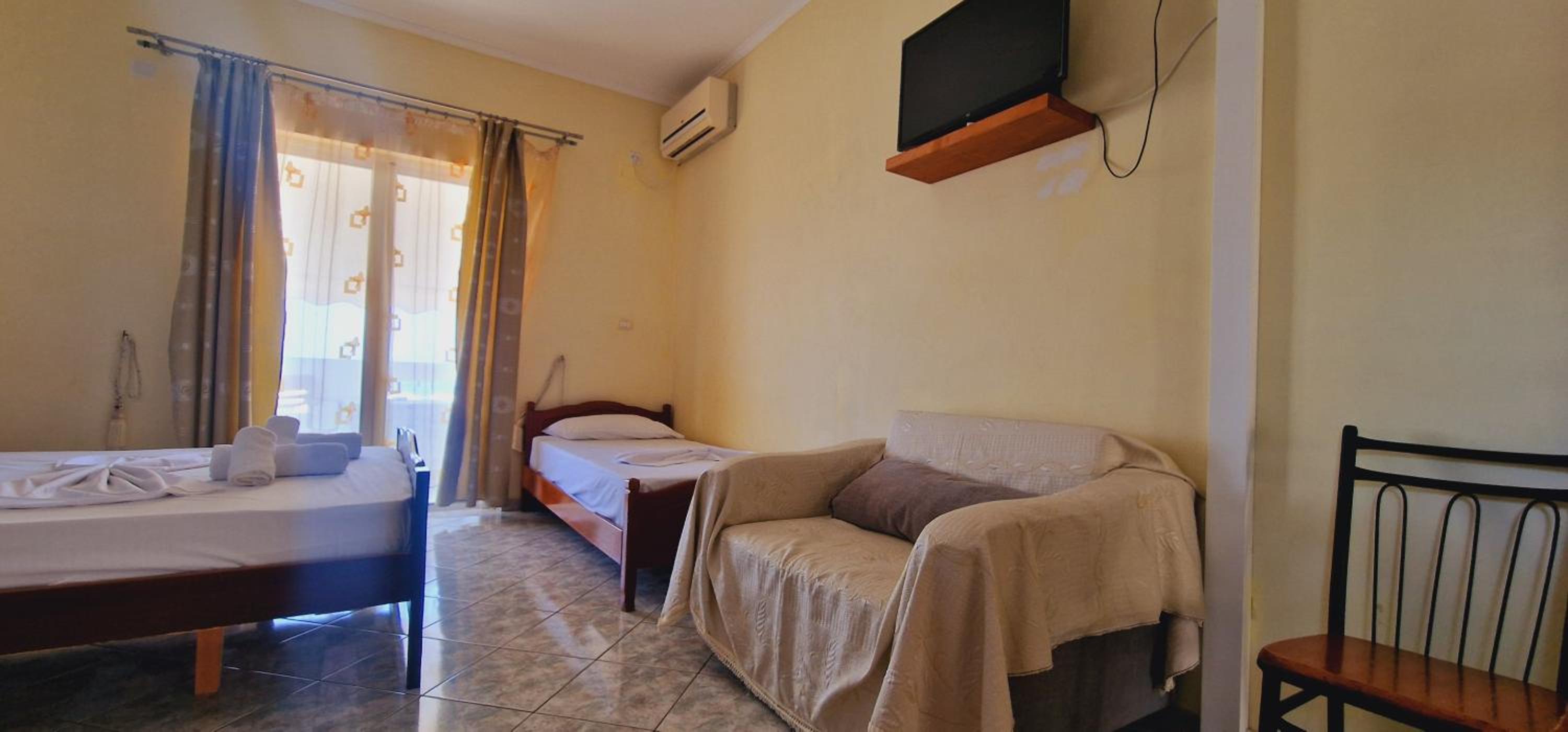 Guest house Luiza & Bushati