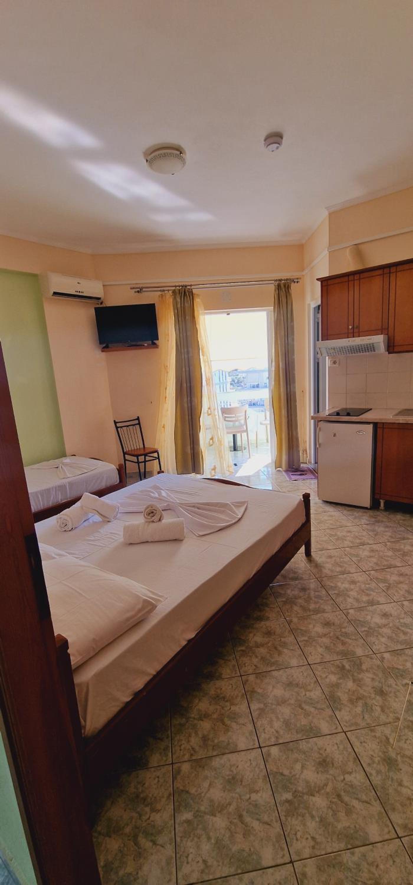 Guest house Luiza & Bushati