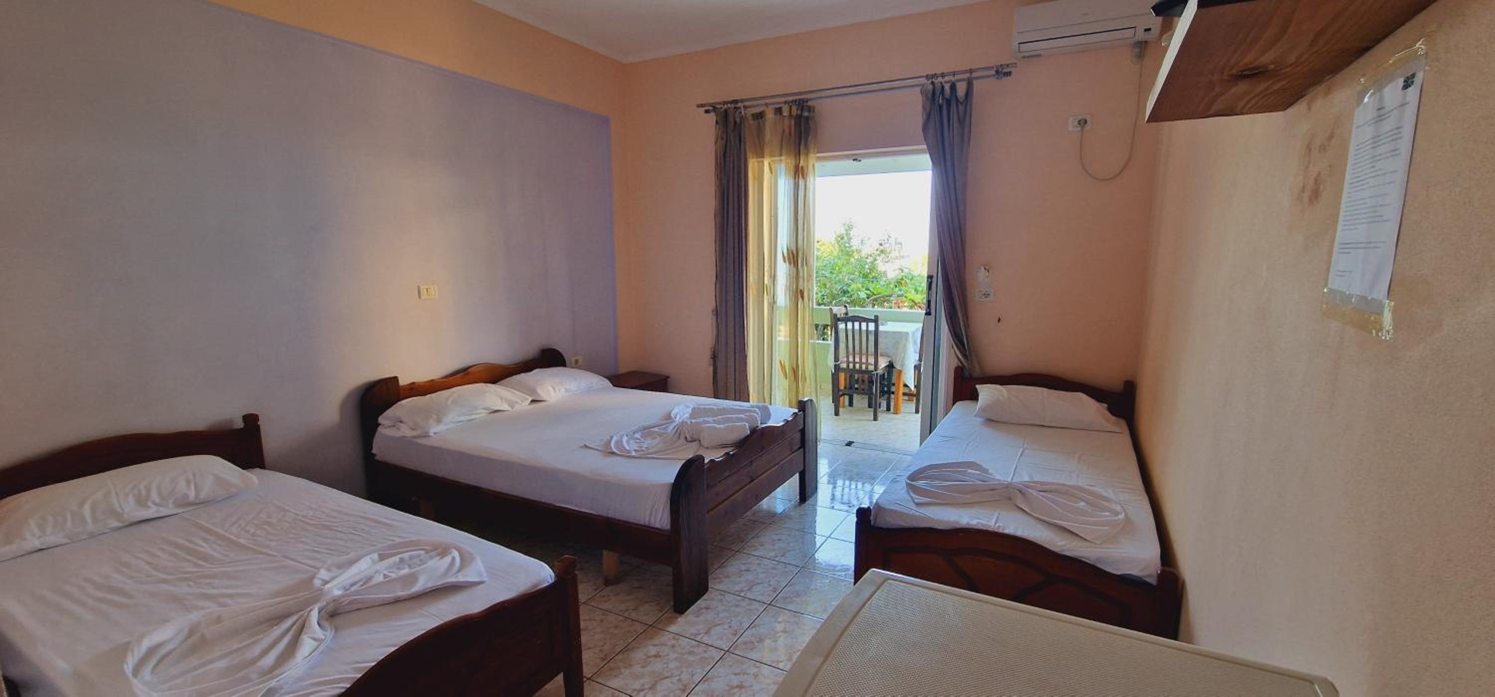Guest house Luiza & Bushati