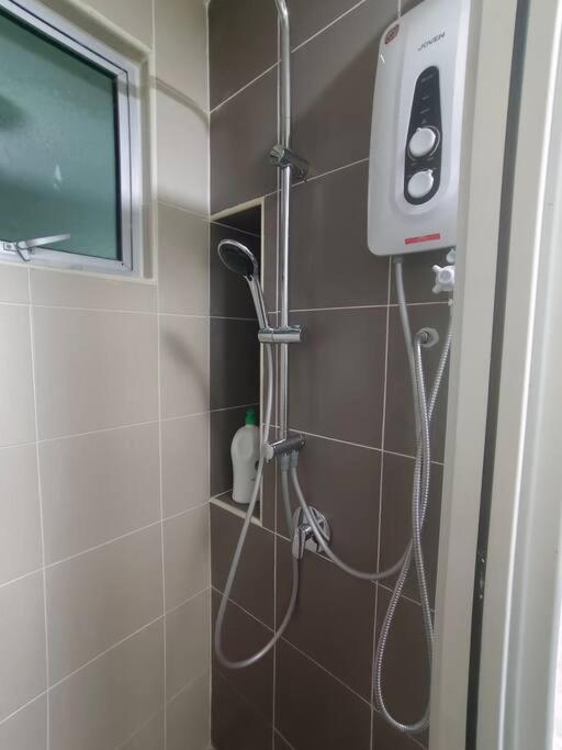 KLCC View 3BR 3Bath at RC Residence by Rosaz