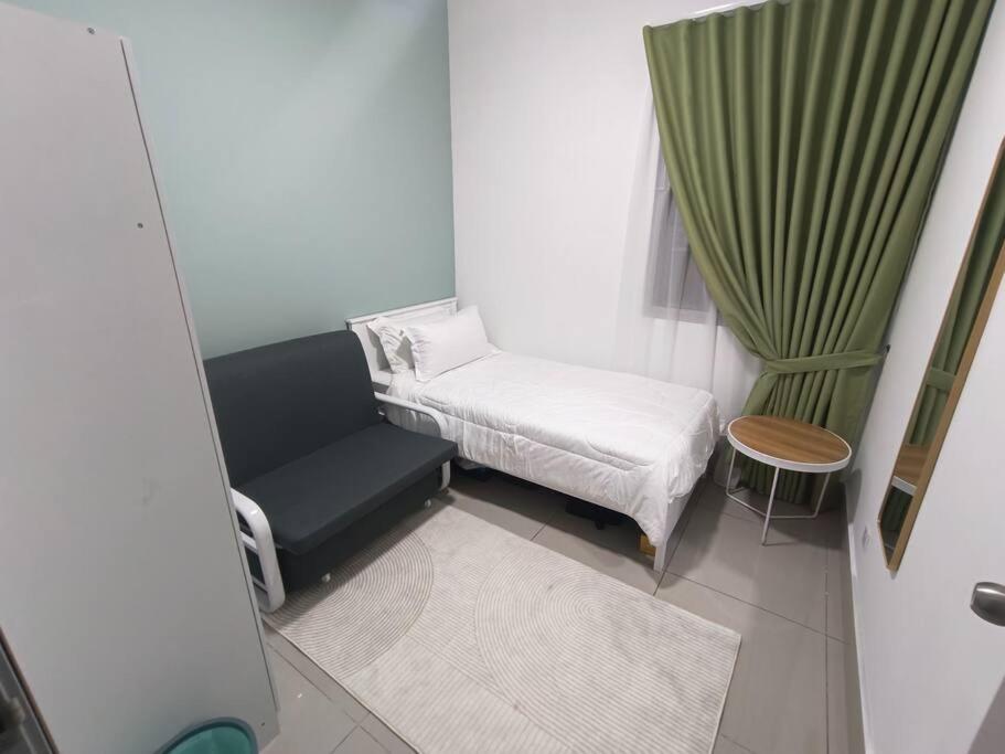 KLCC View 3BR 3Bath at RC Residence by Rosaz