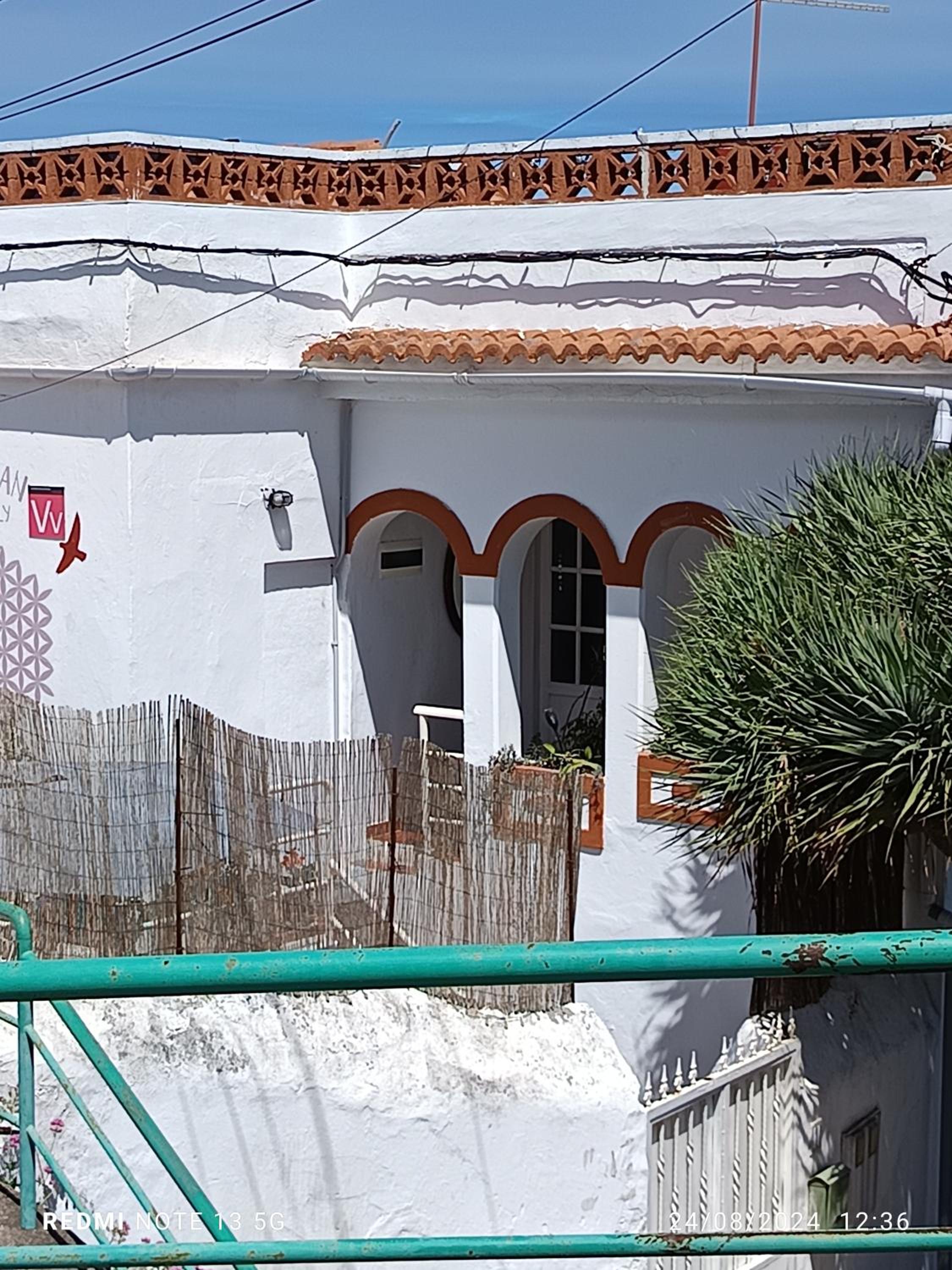 Acoran Family Guests House Firgas with Included Morning Yoga Practice ,there are pets in the house