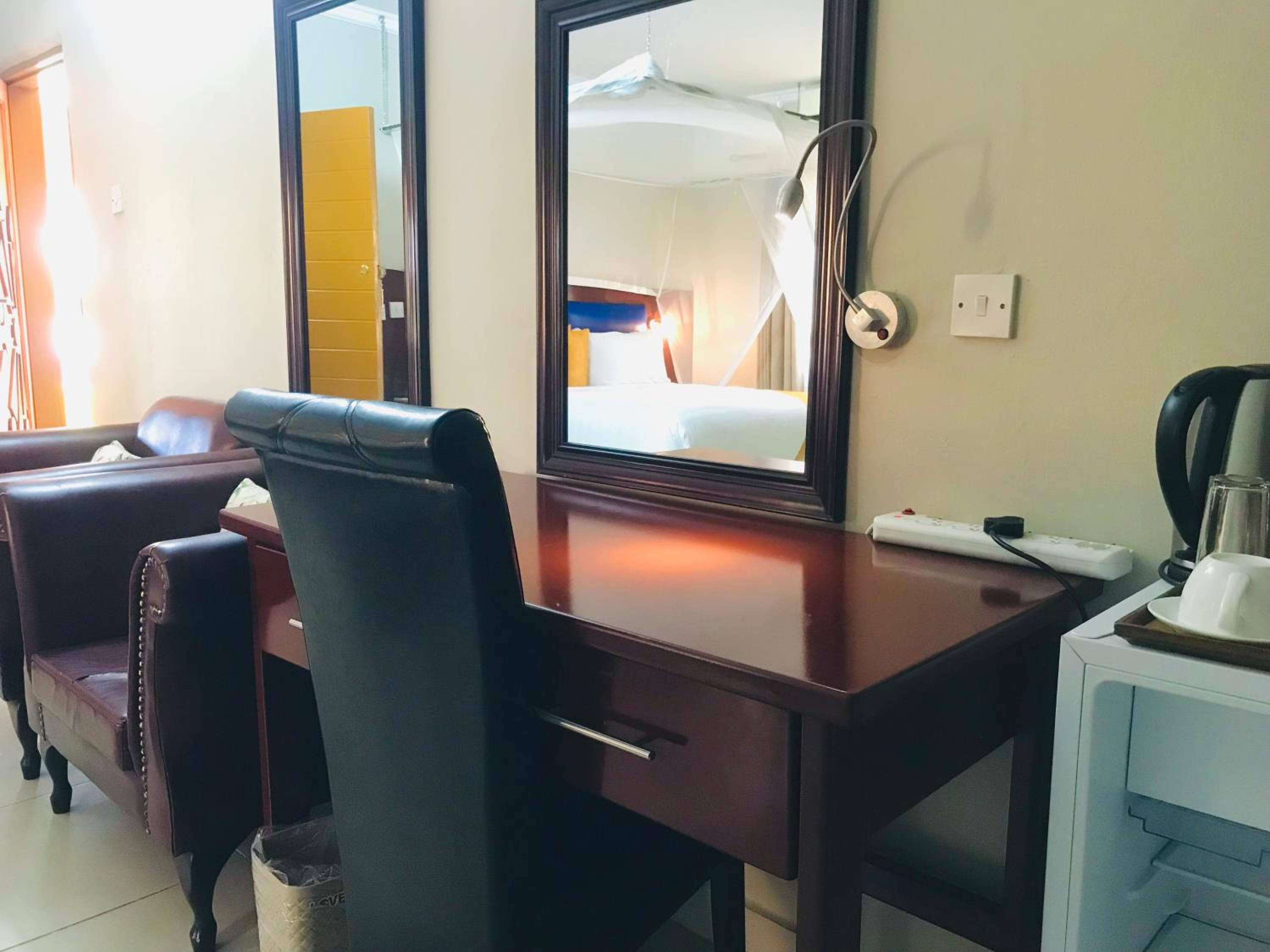 Maun Executive Inn