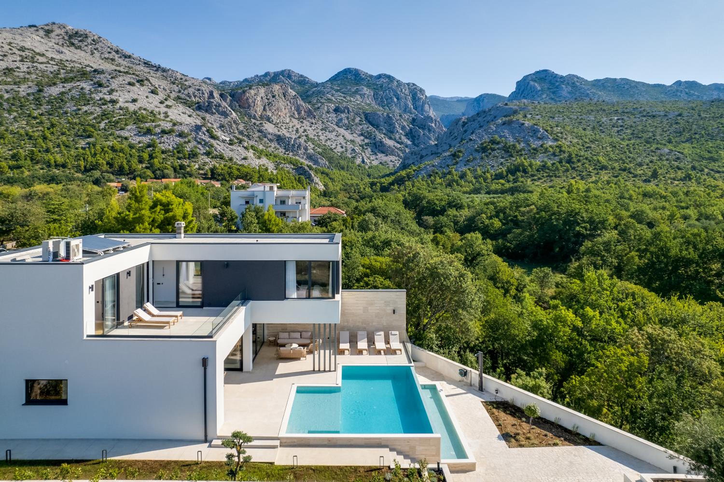 NEW Luxury villa I infinity pool