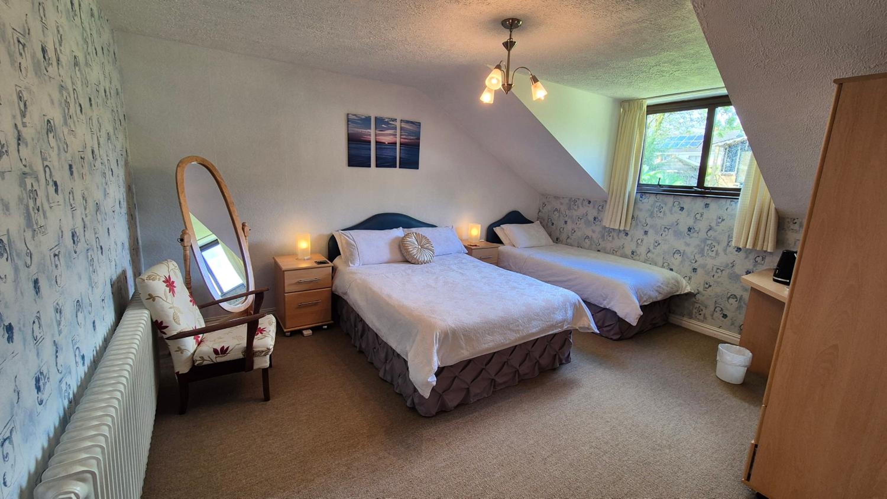 Goldenhill Guesthouse