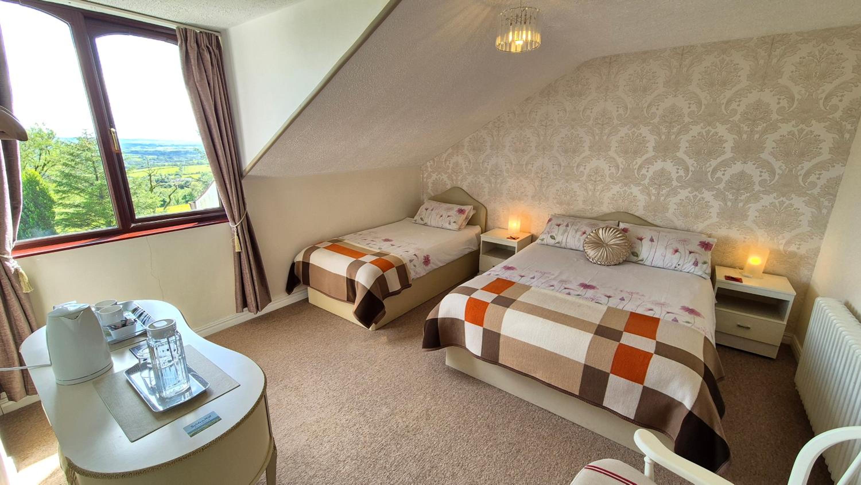 Goldenhill Guesthouse