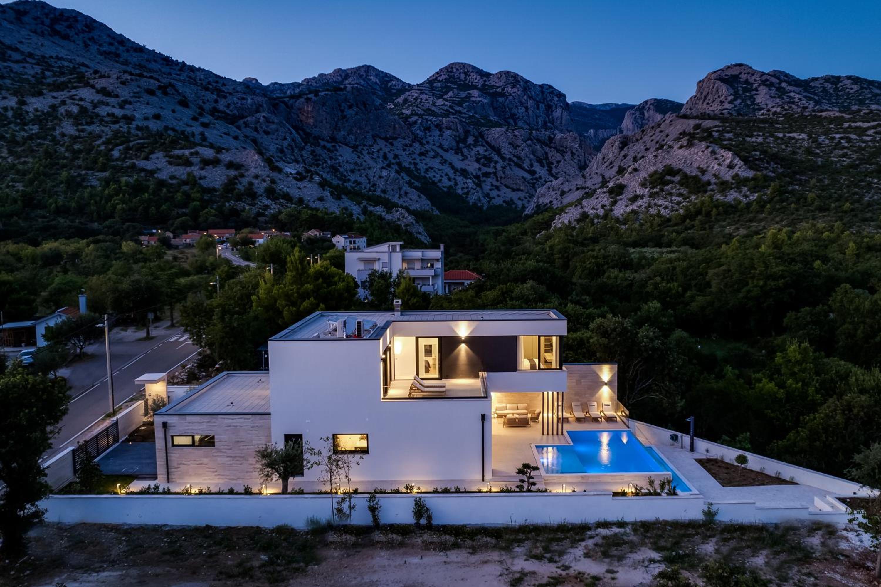NEW Luxury villa I infinity pool