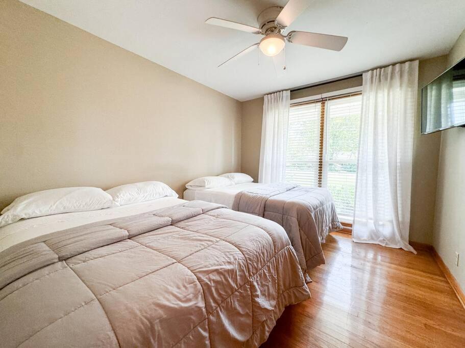 Room For the Family - Large Yard - Gallatin Stays
