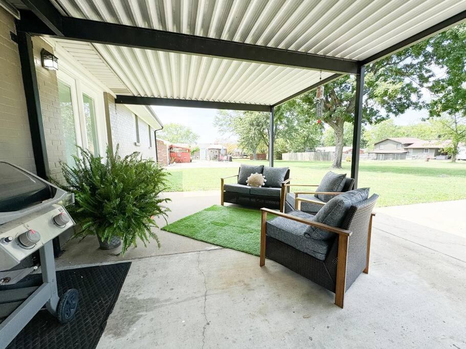 Room For the Family - Large Yard - Gallatin Stays