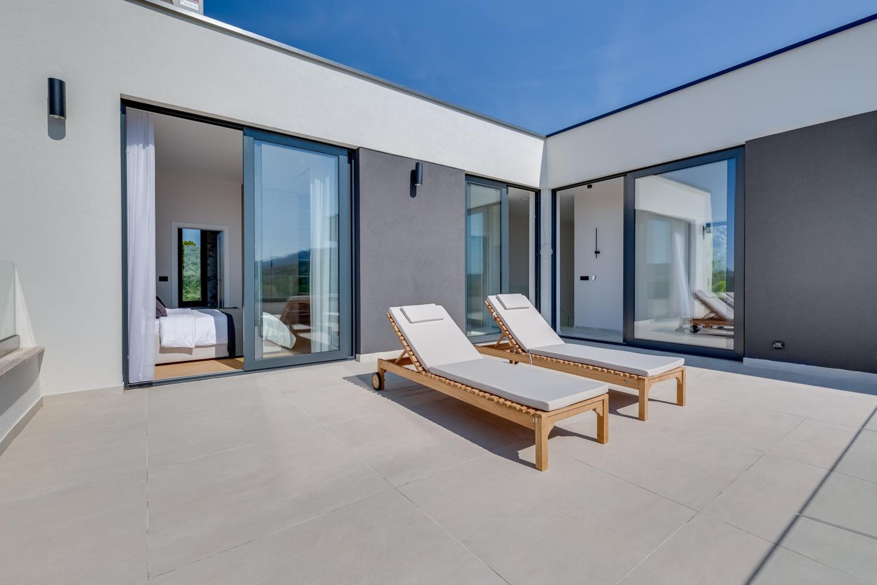NEW Luxury villa I infinity pool