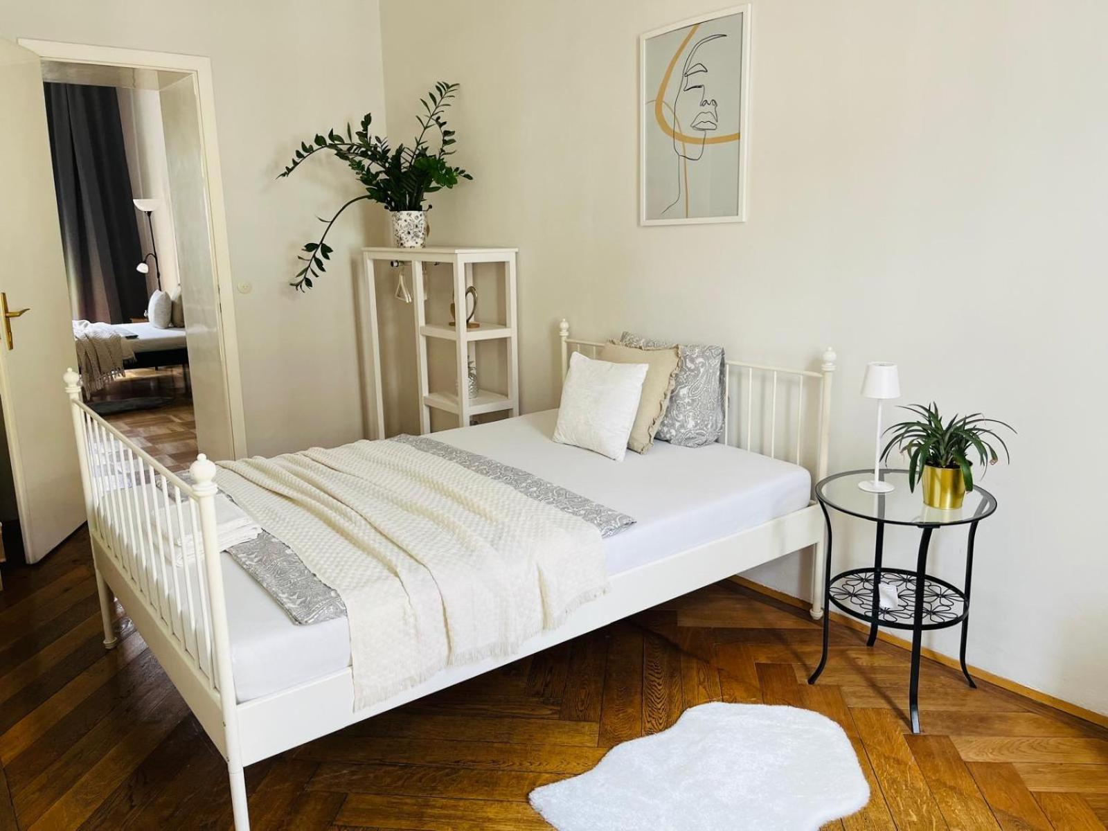 Beautiful city centre apartment
