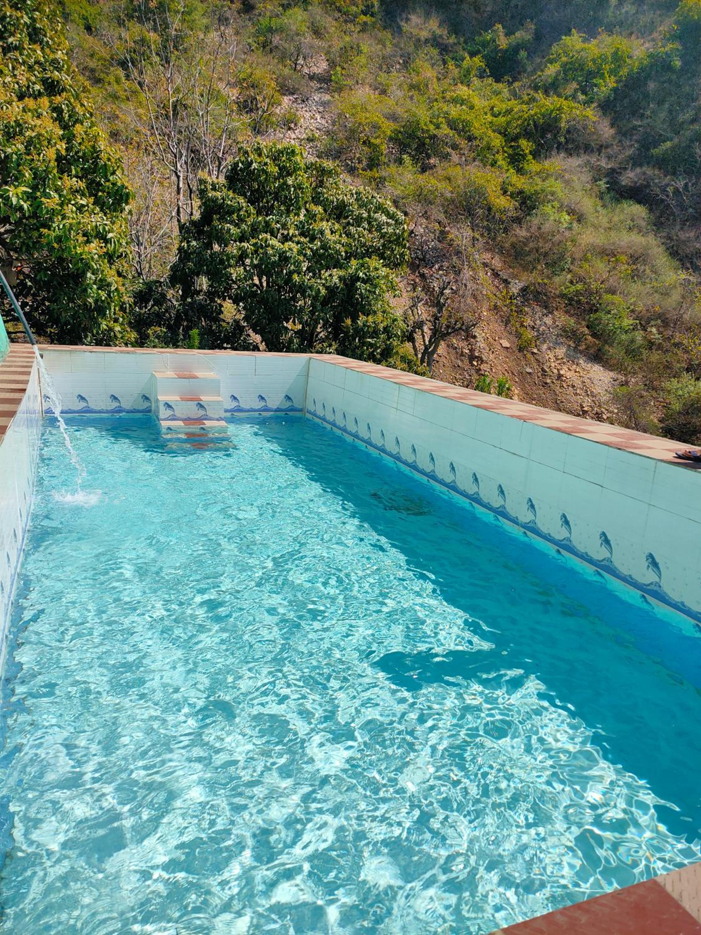 Maulyar Forest Resort
