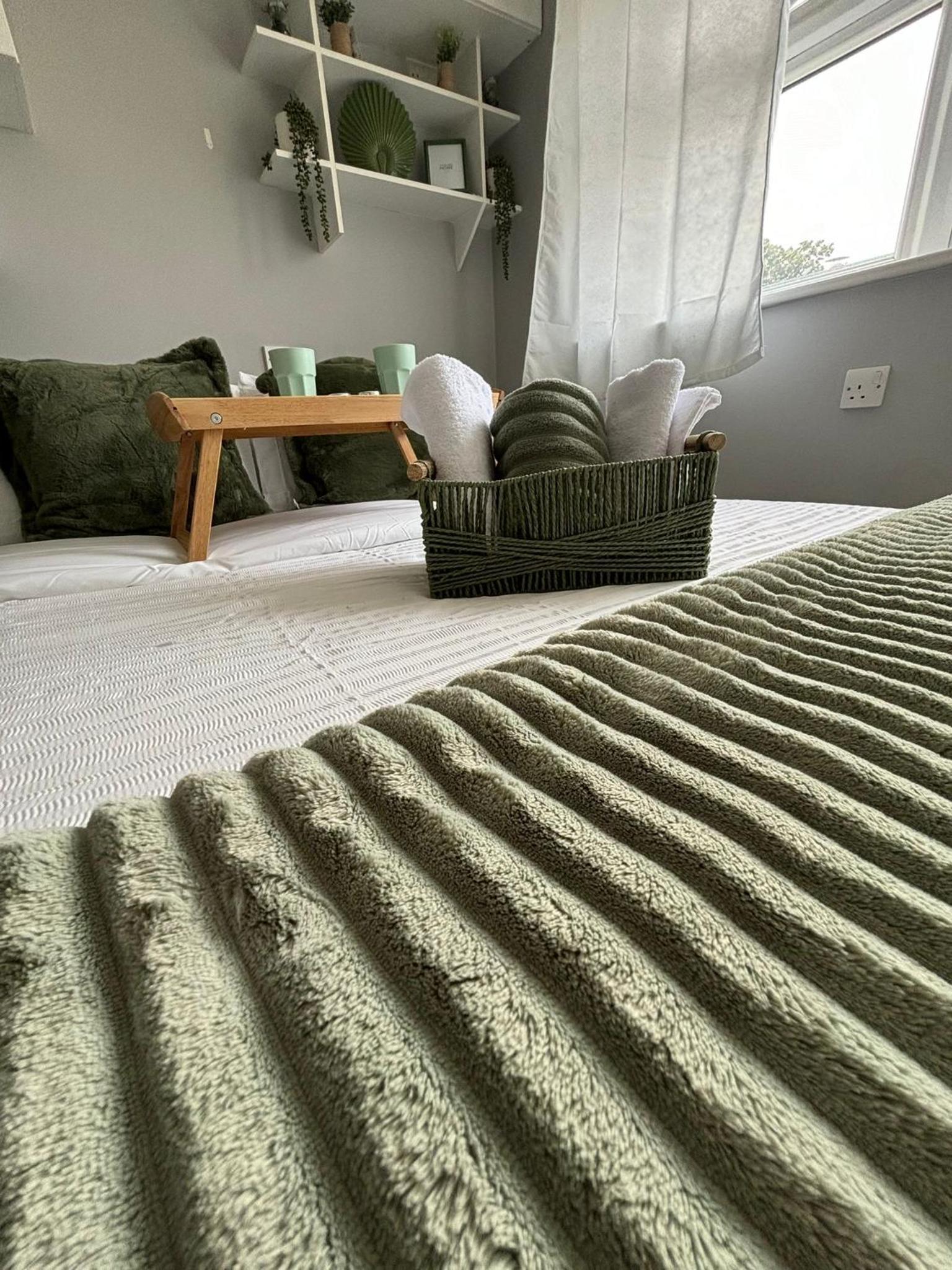 Amazing EN-SUITE Apartment in Finchley Central