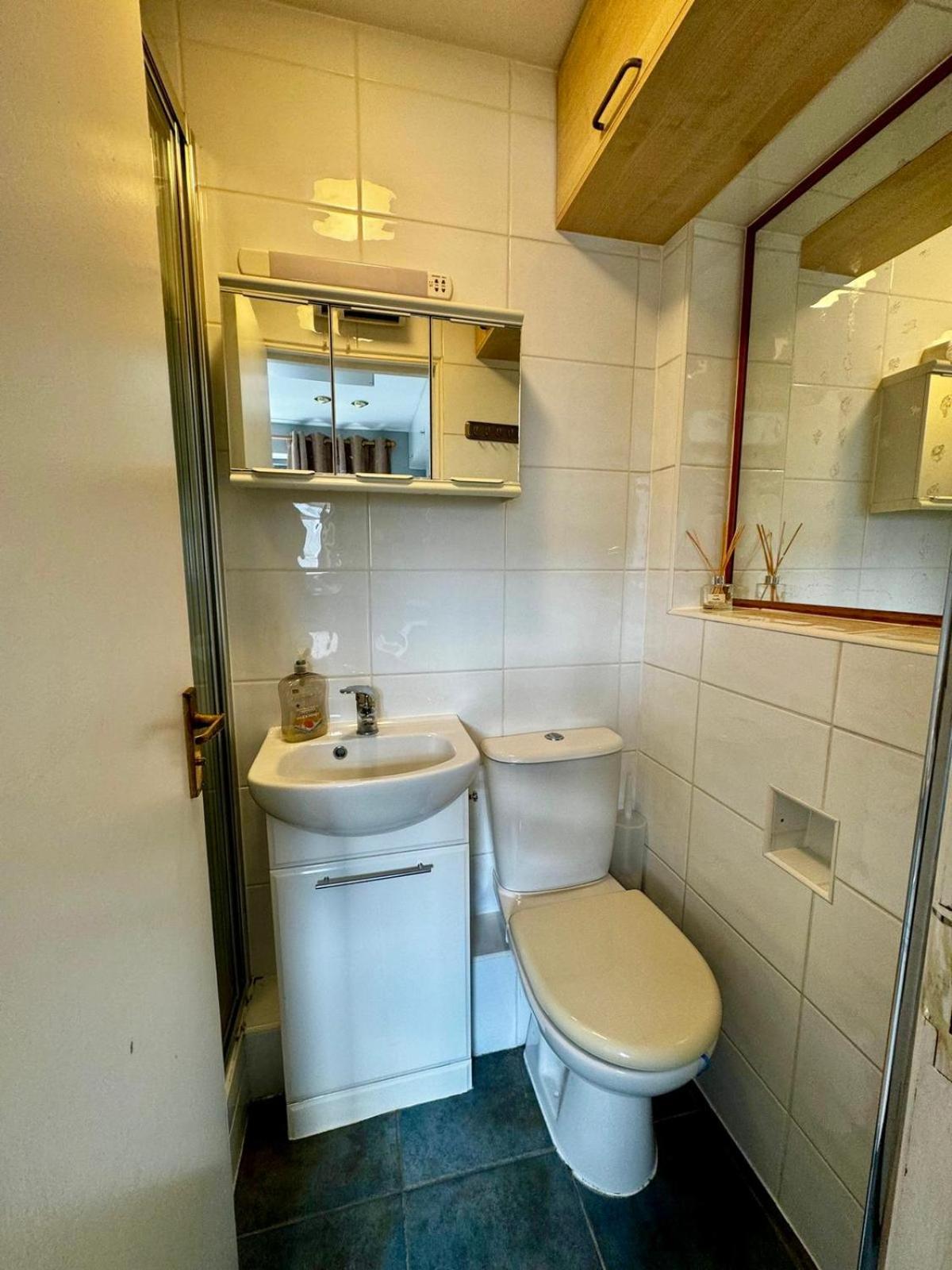Amazing EN-SUITE Apartment in Finchley Central