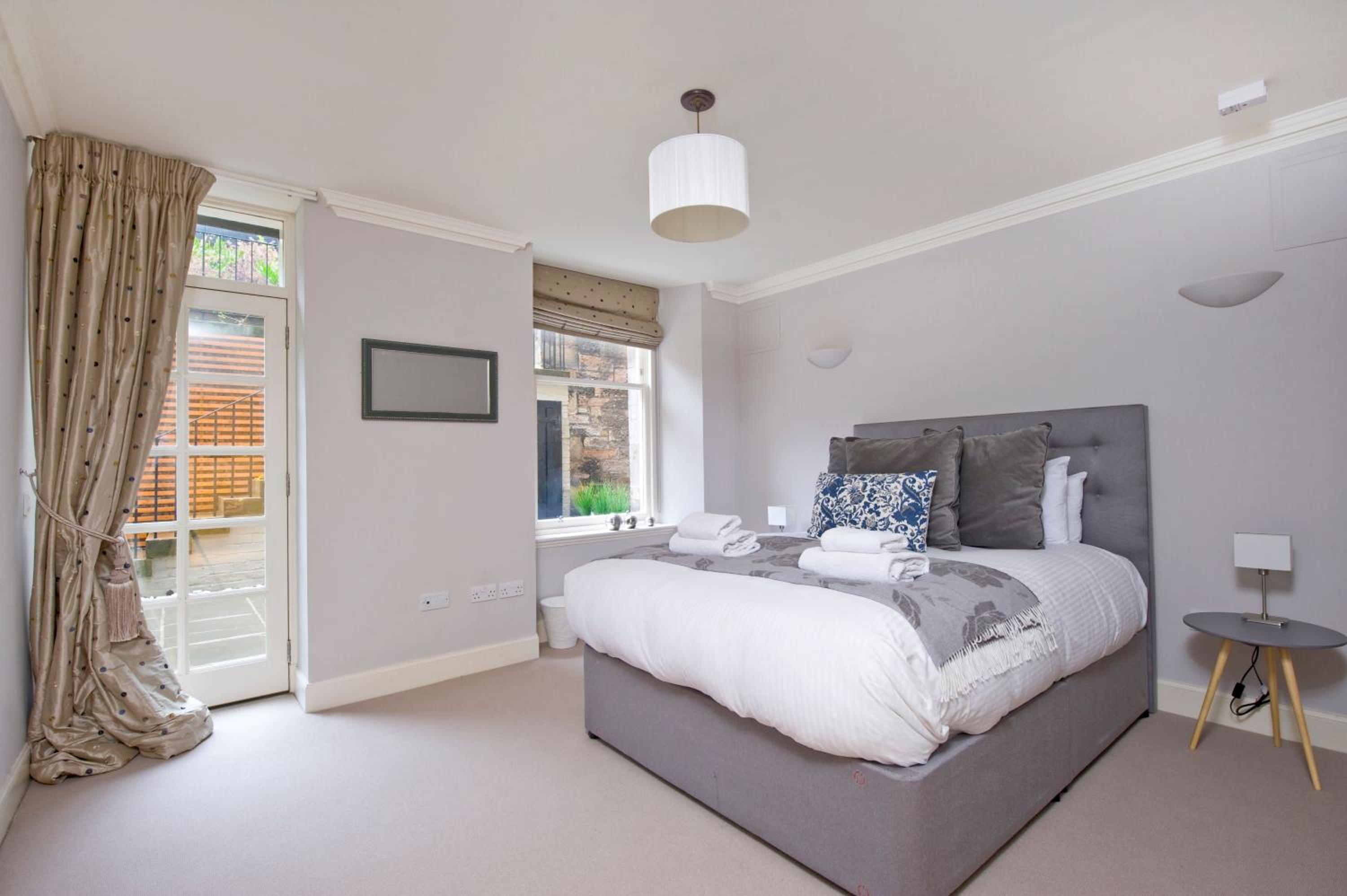 Destiny Scotland - Q-Residence