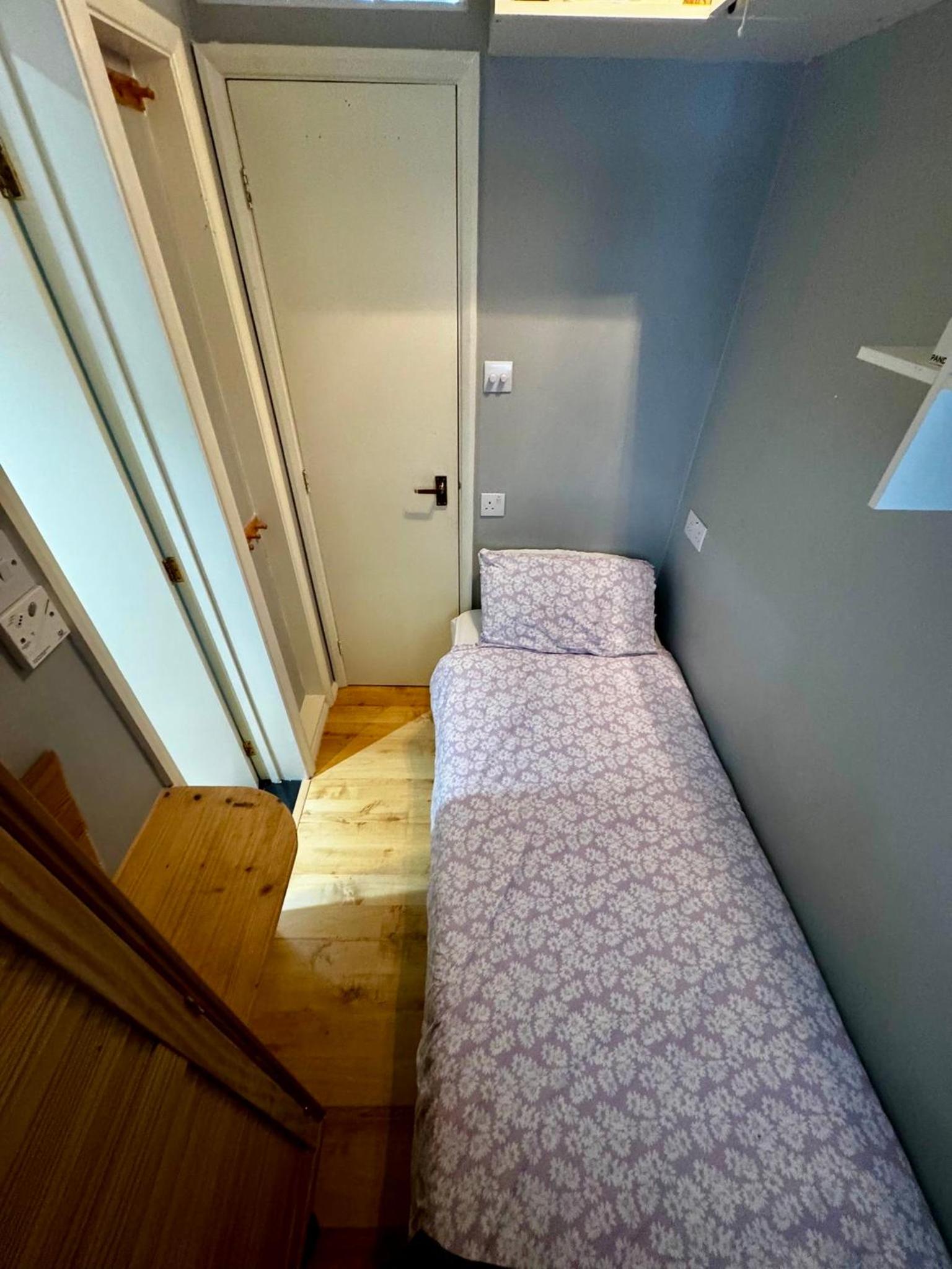 Amazing EN-SUITE Apartment in Finchley Central
