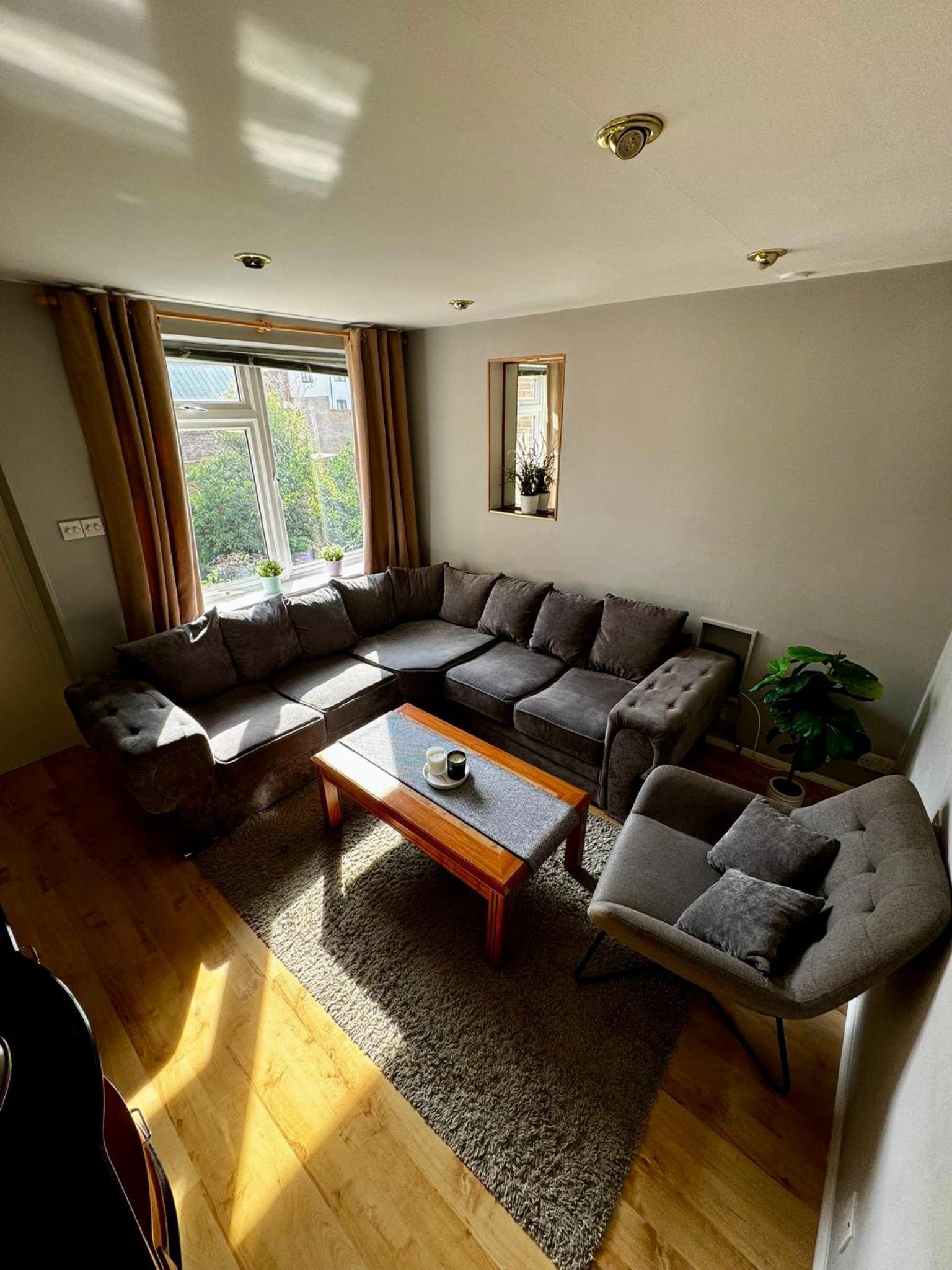 Amazing EN-SUITE Apartment in Finchley Central