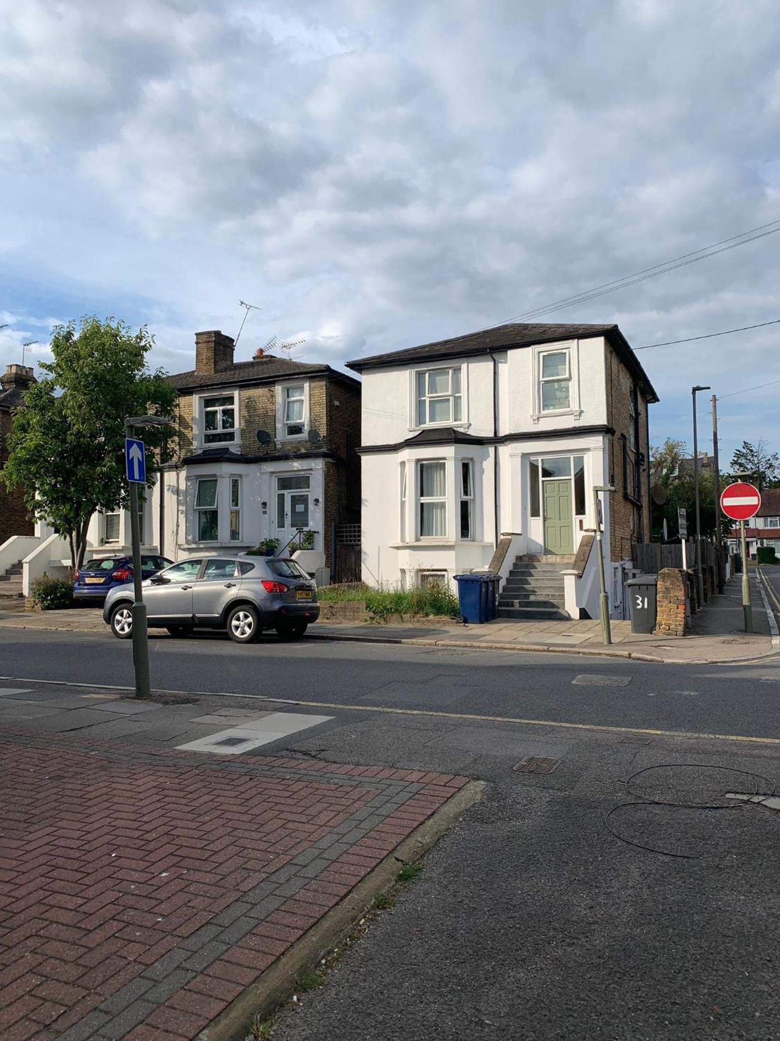 Amazing EN-SUITE Apartment in Finchley Central