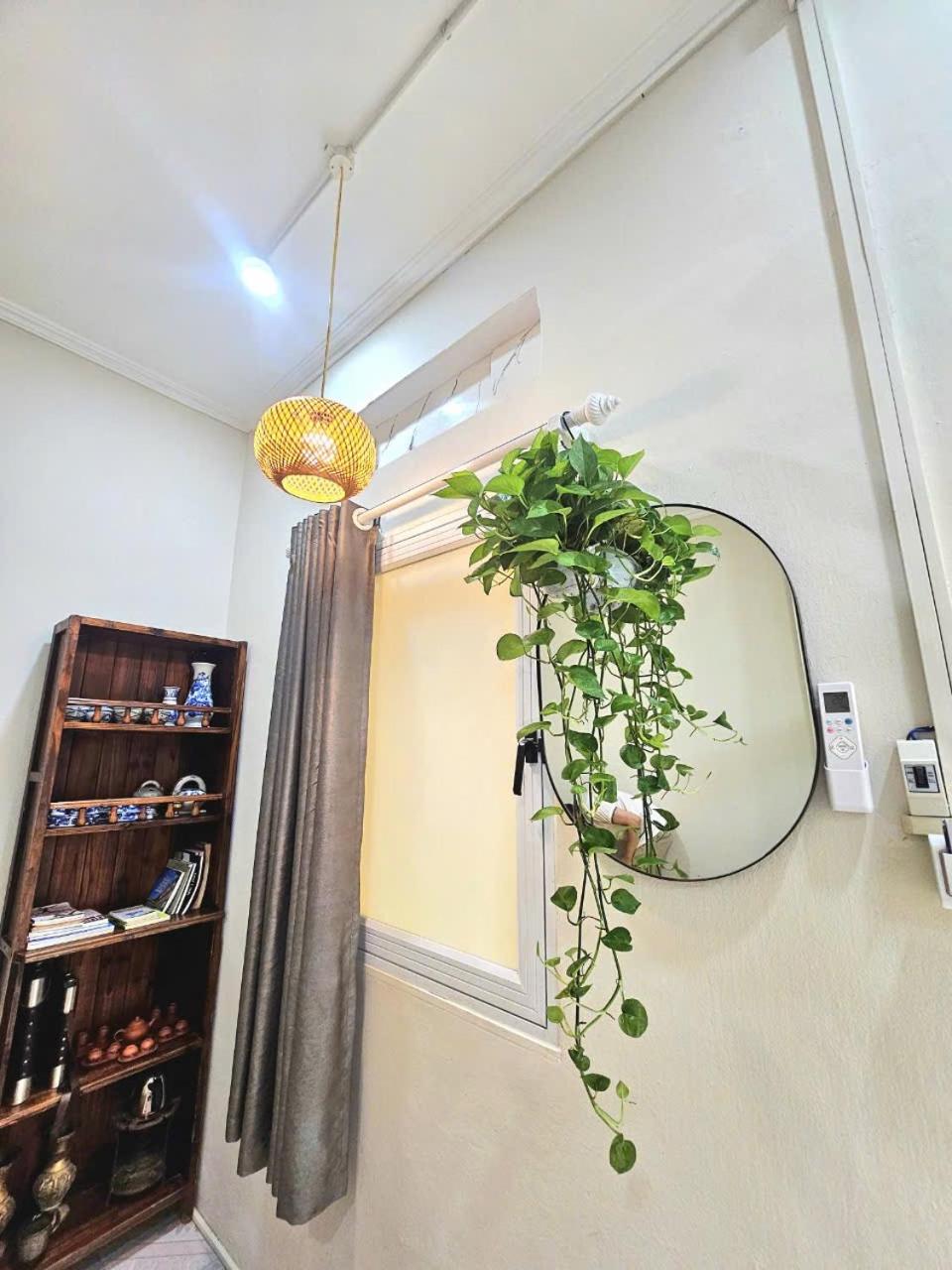 Azalea Apartment