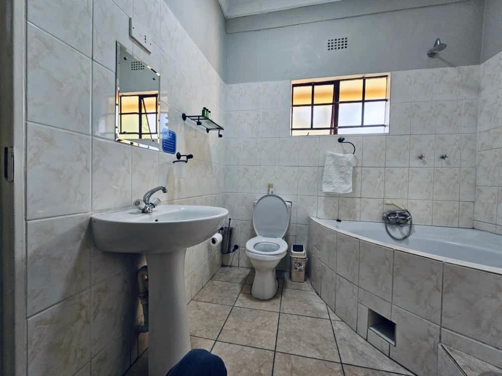 Maun Executive Inn
