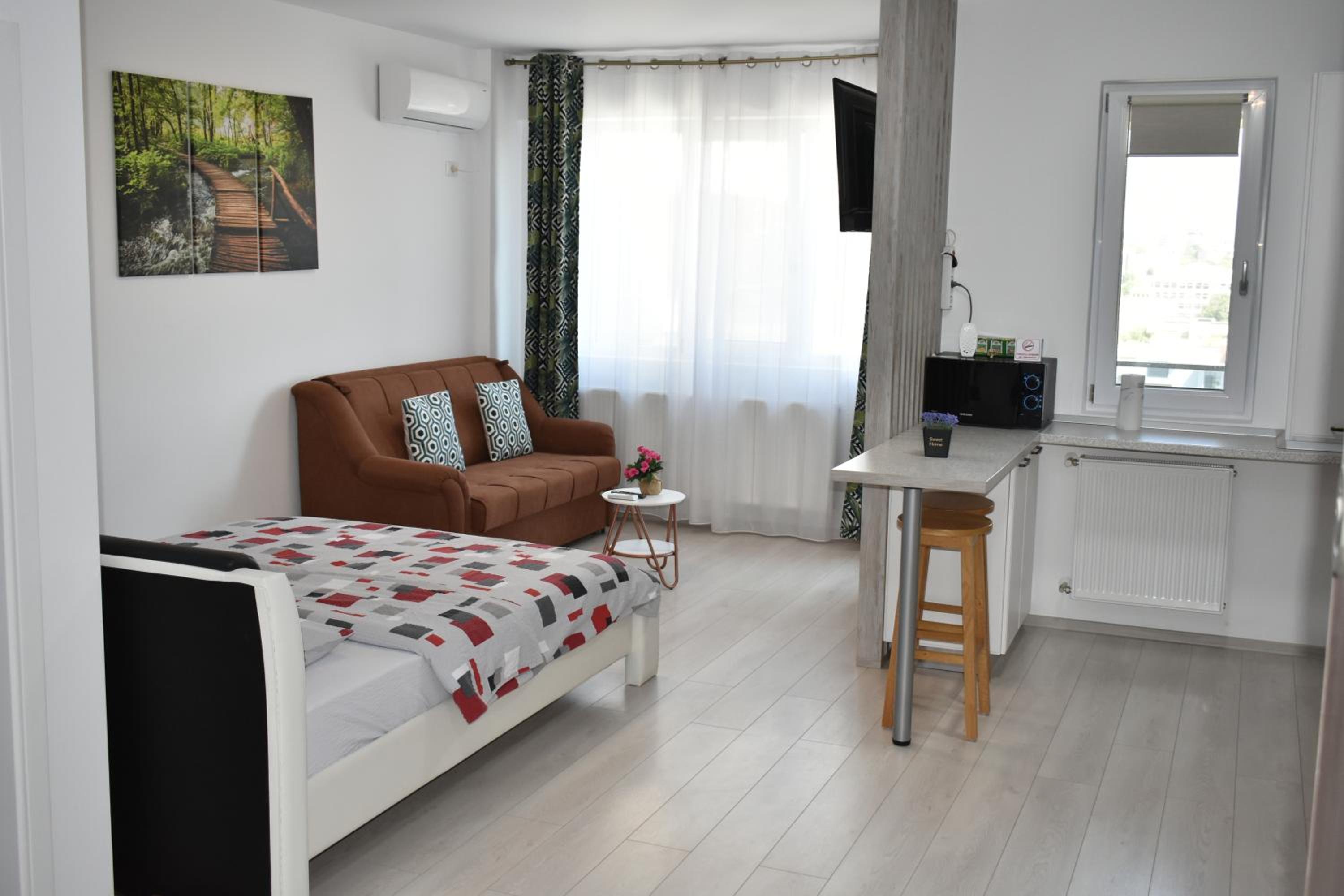 The Jungle apartment