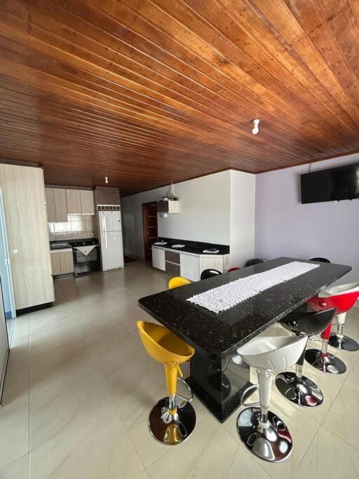 Casa grande em Chácara Mandirituba