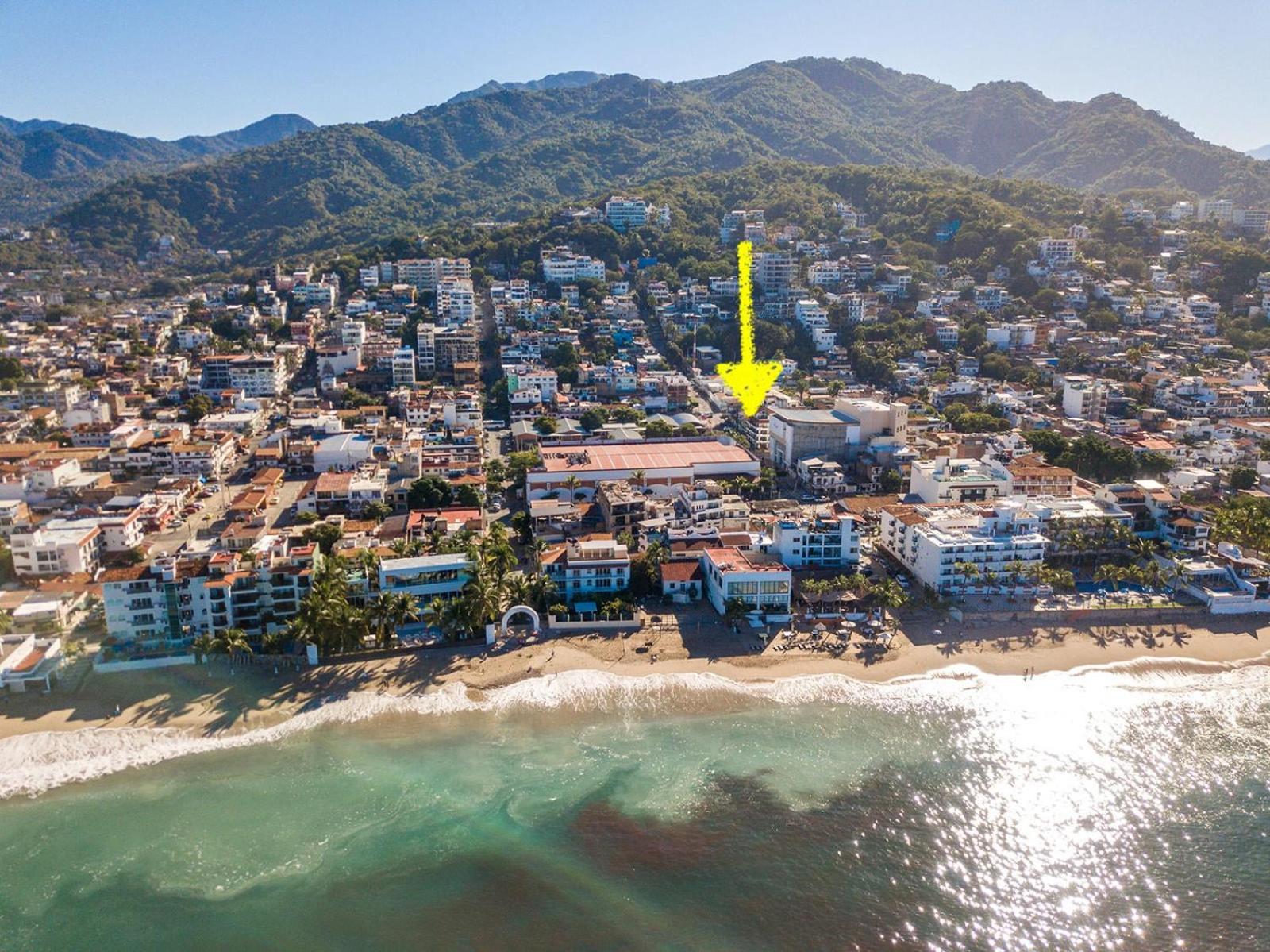 Le Petit Bonheur - Peaceful Rooftop - 3 min Beach view 3