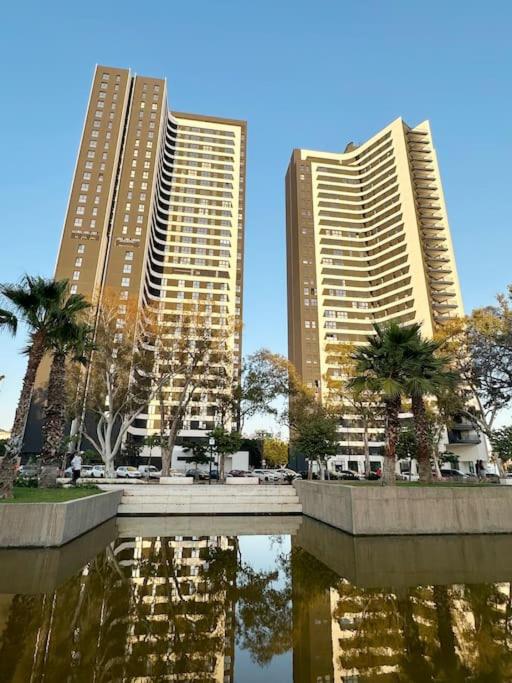Modern 2 bed apartment 23 floor Urban Sky