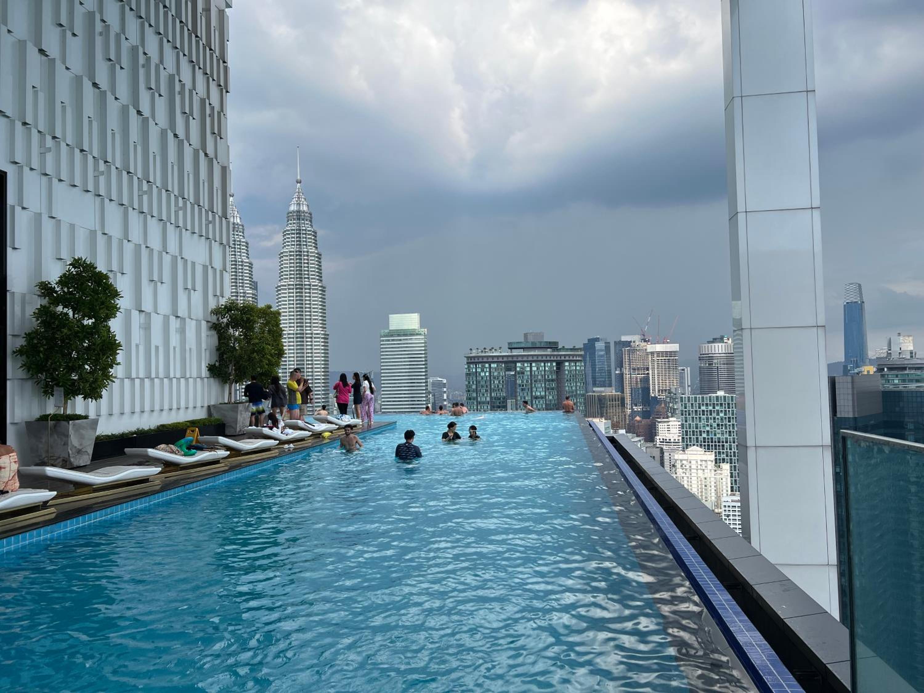 The Platinum 2 Kuala Lumpur by MOON-SKY