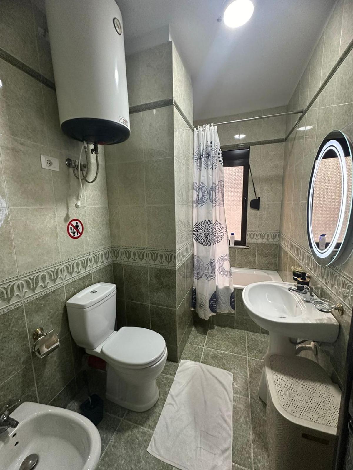 Nunu's Central Apartment