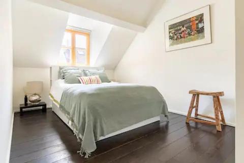 *NEW*Premium Tranquil apartment close to centre