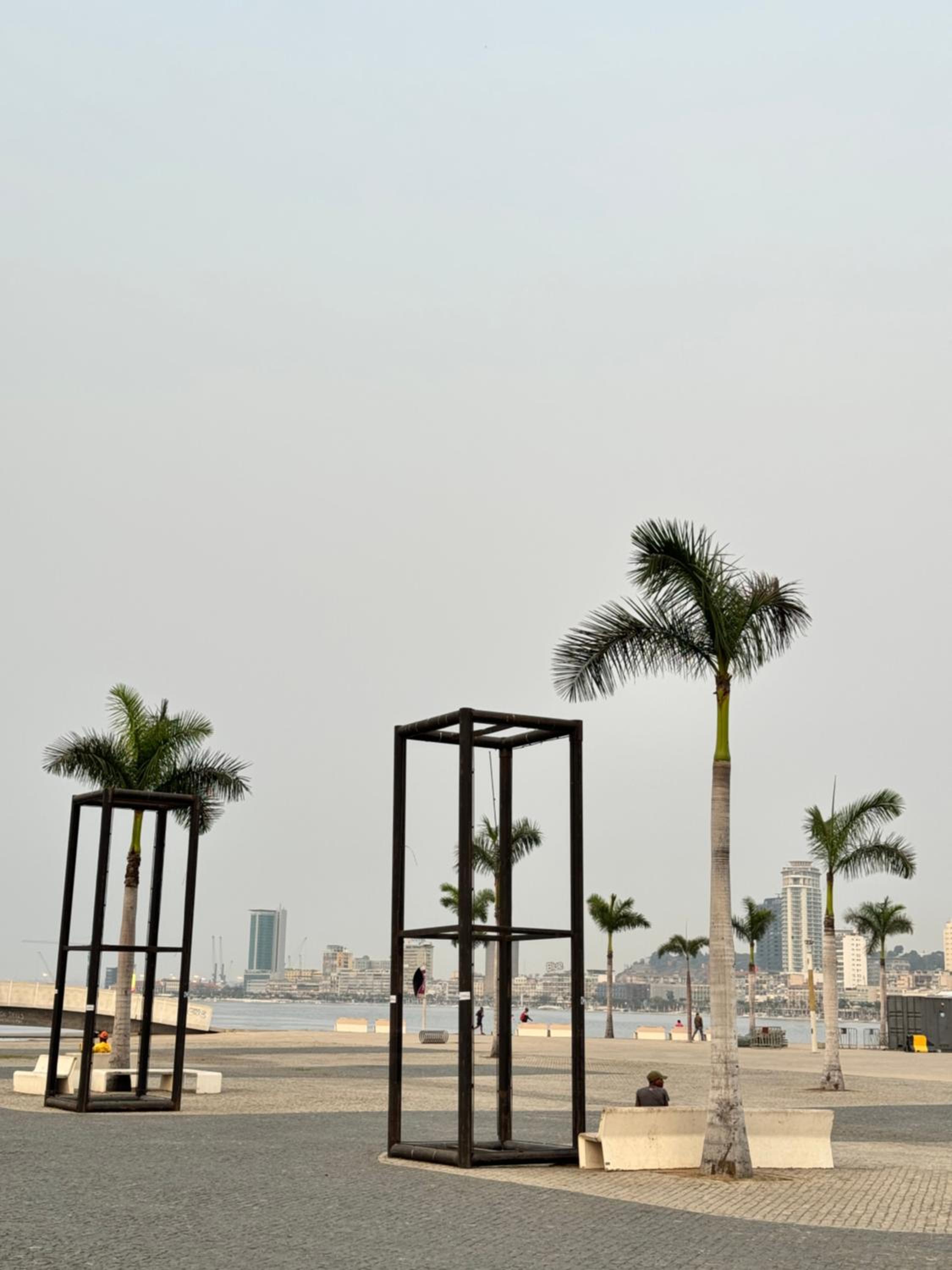 Peaceful and Spacious Apartment at Luanda Bay