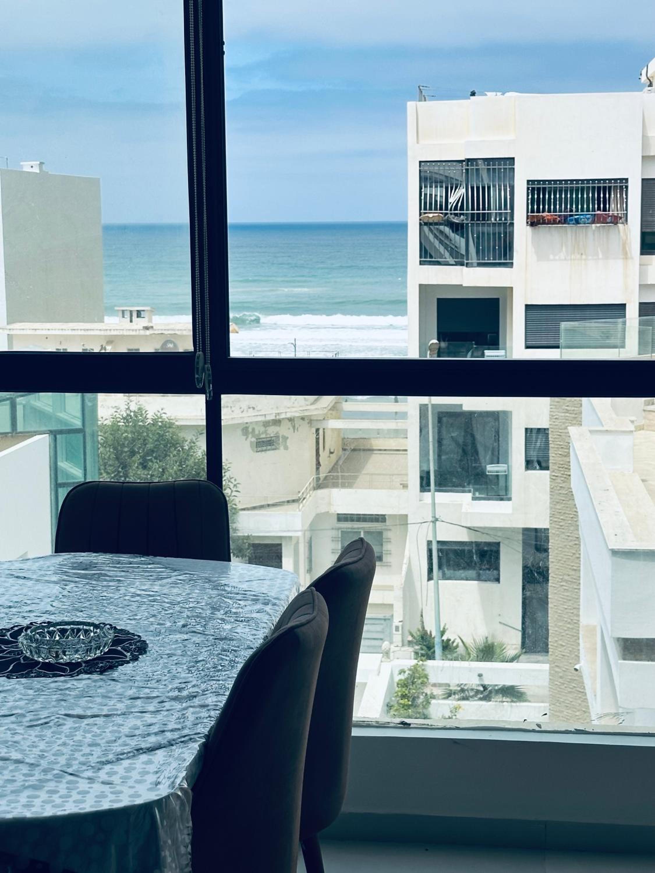 Fabuleux appartement vue sur mer Fibre IPTV Netflix 1 chambre 1 salon view 2