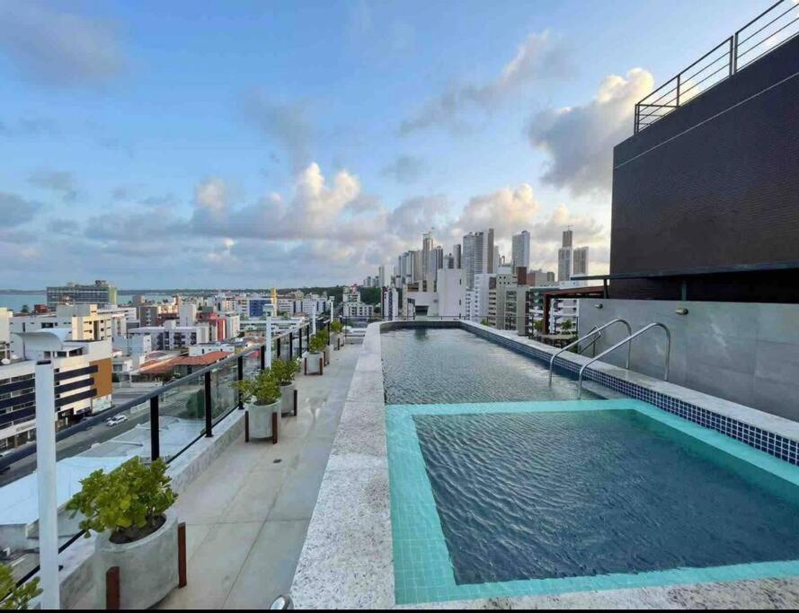 Lindo apt com frente para o mar 3 andar Cabo Branco