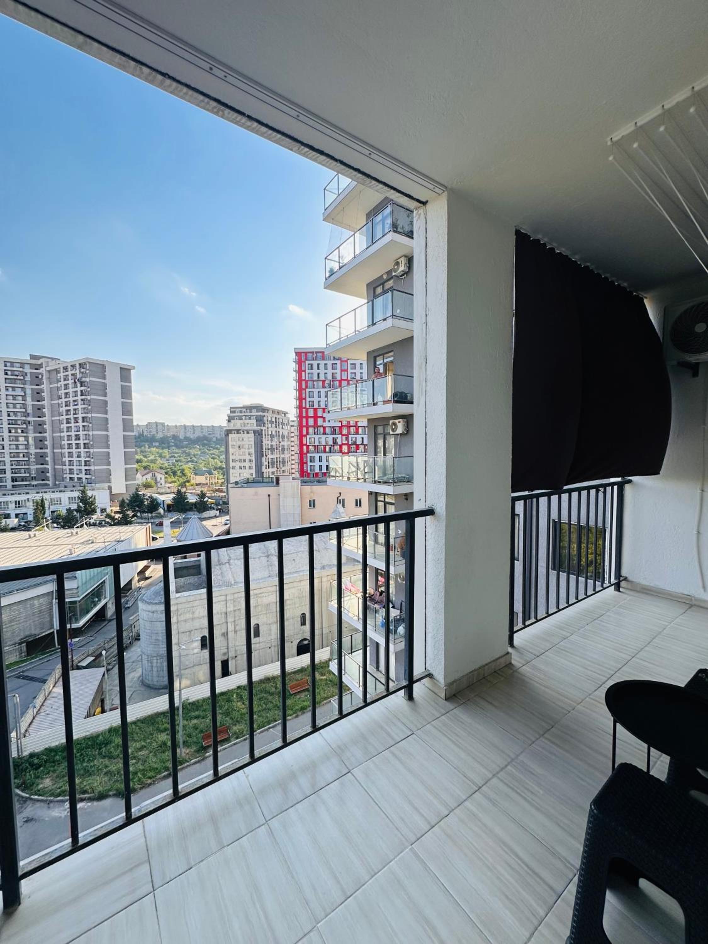 Label Apartment