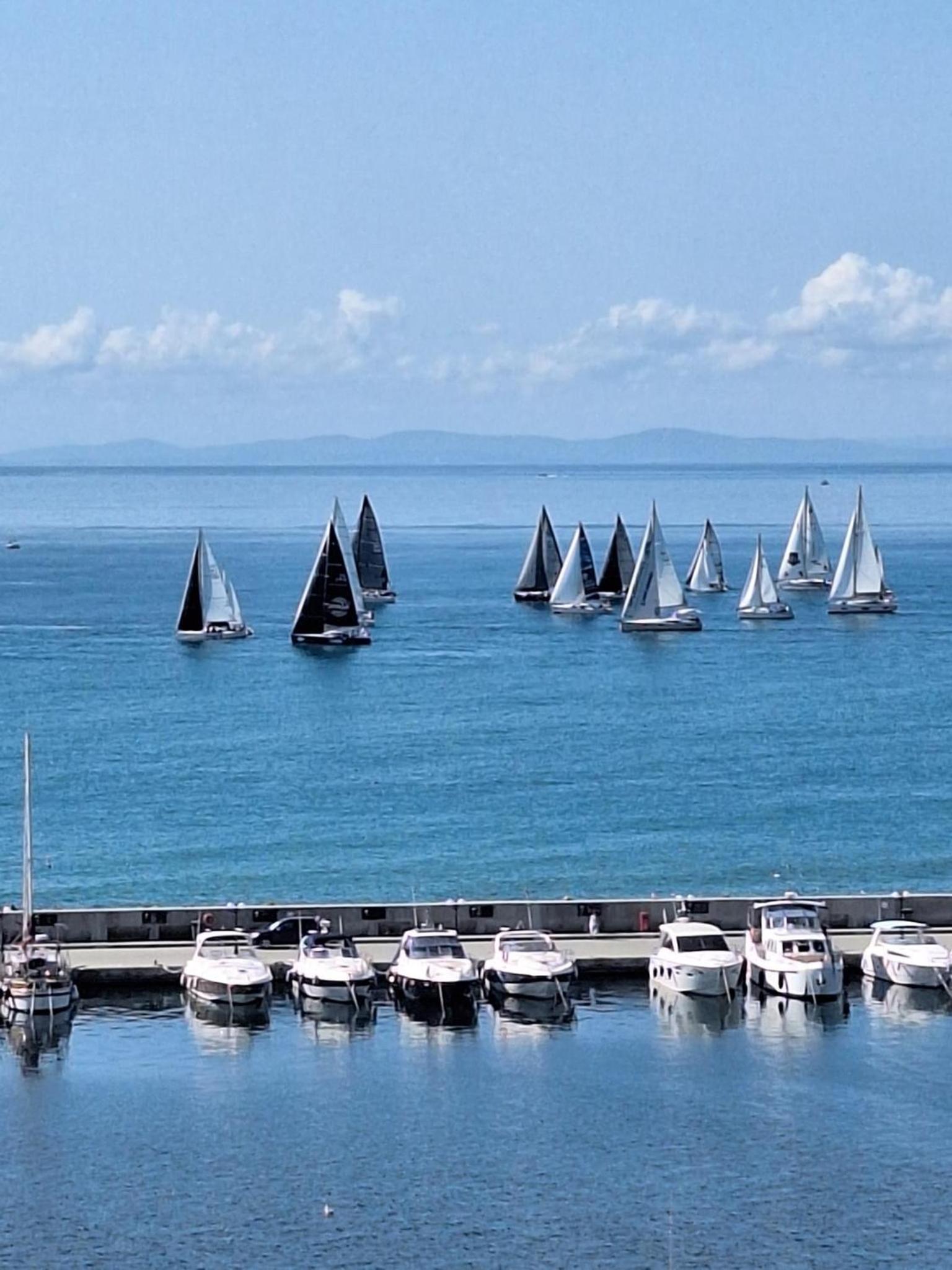 Nancy Sea View Apartment