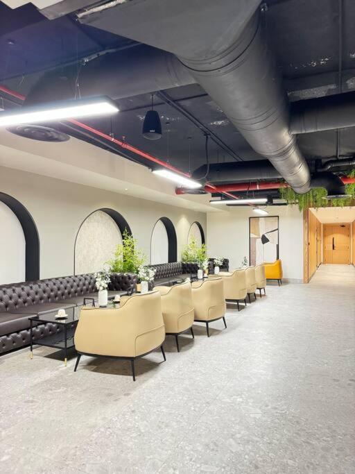M11 New hotel-style apartment with smart entry