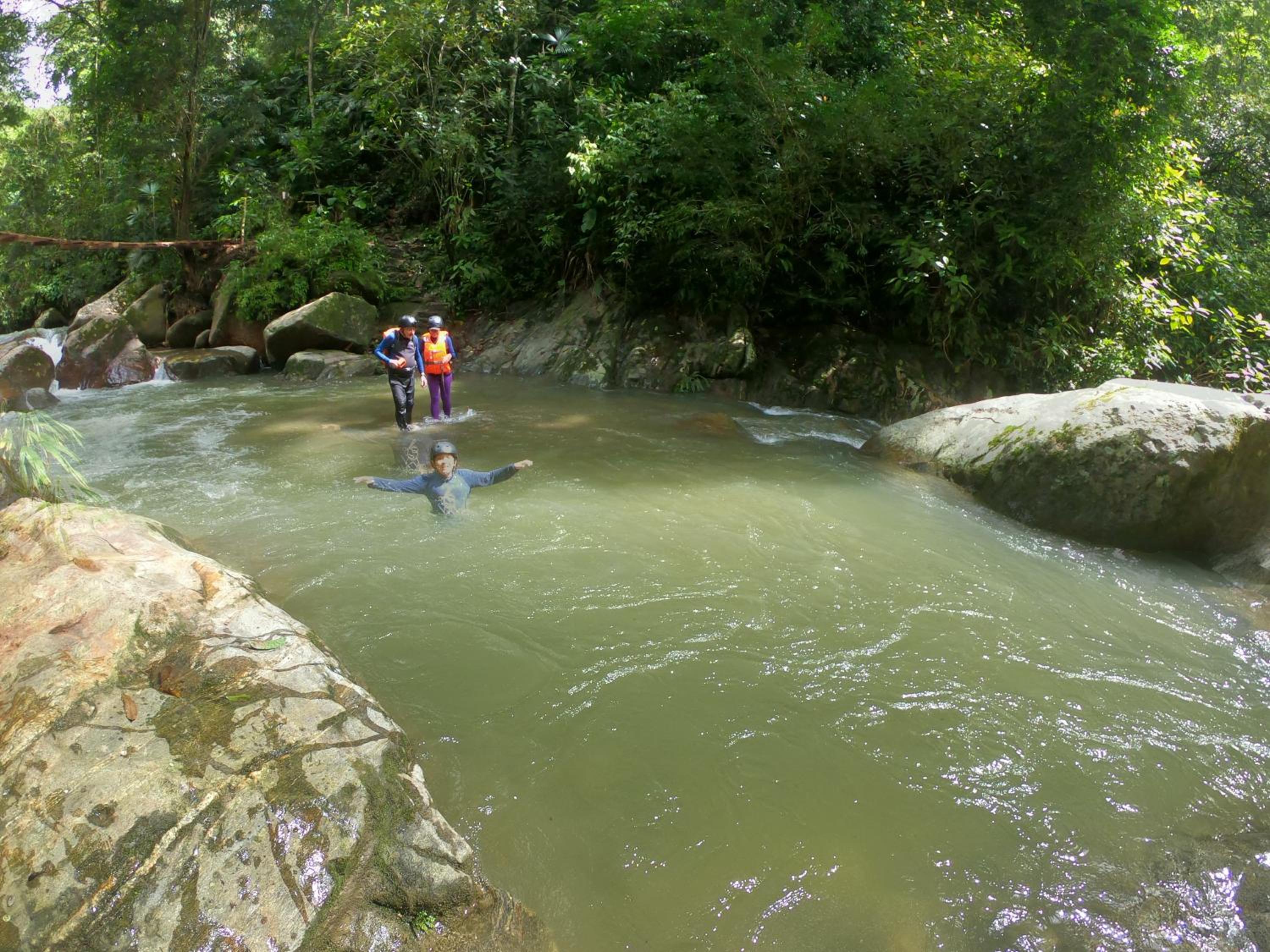 Cascada escondida glamping