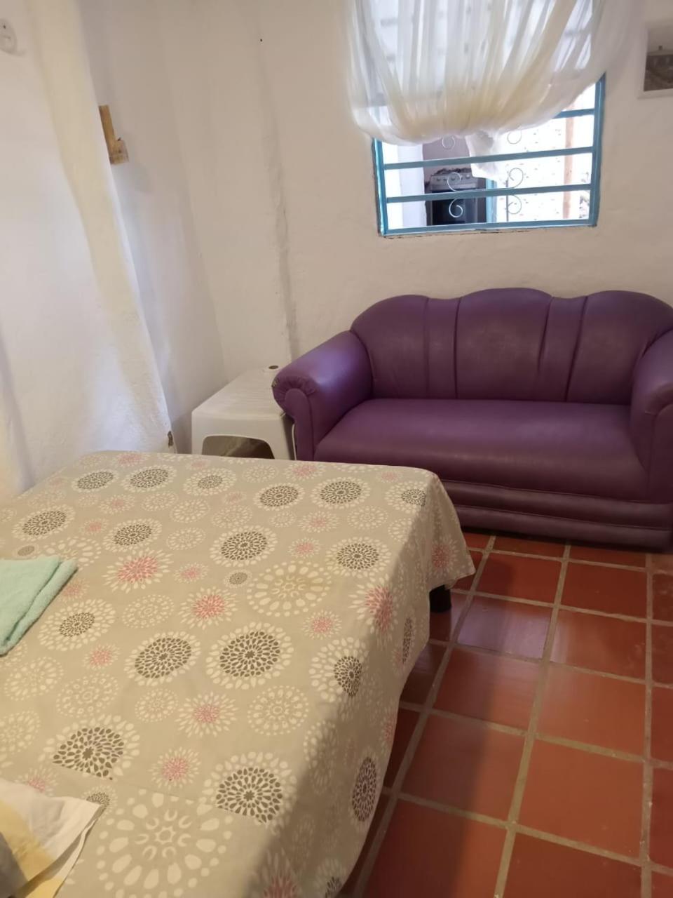 Hostal ROLLED
