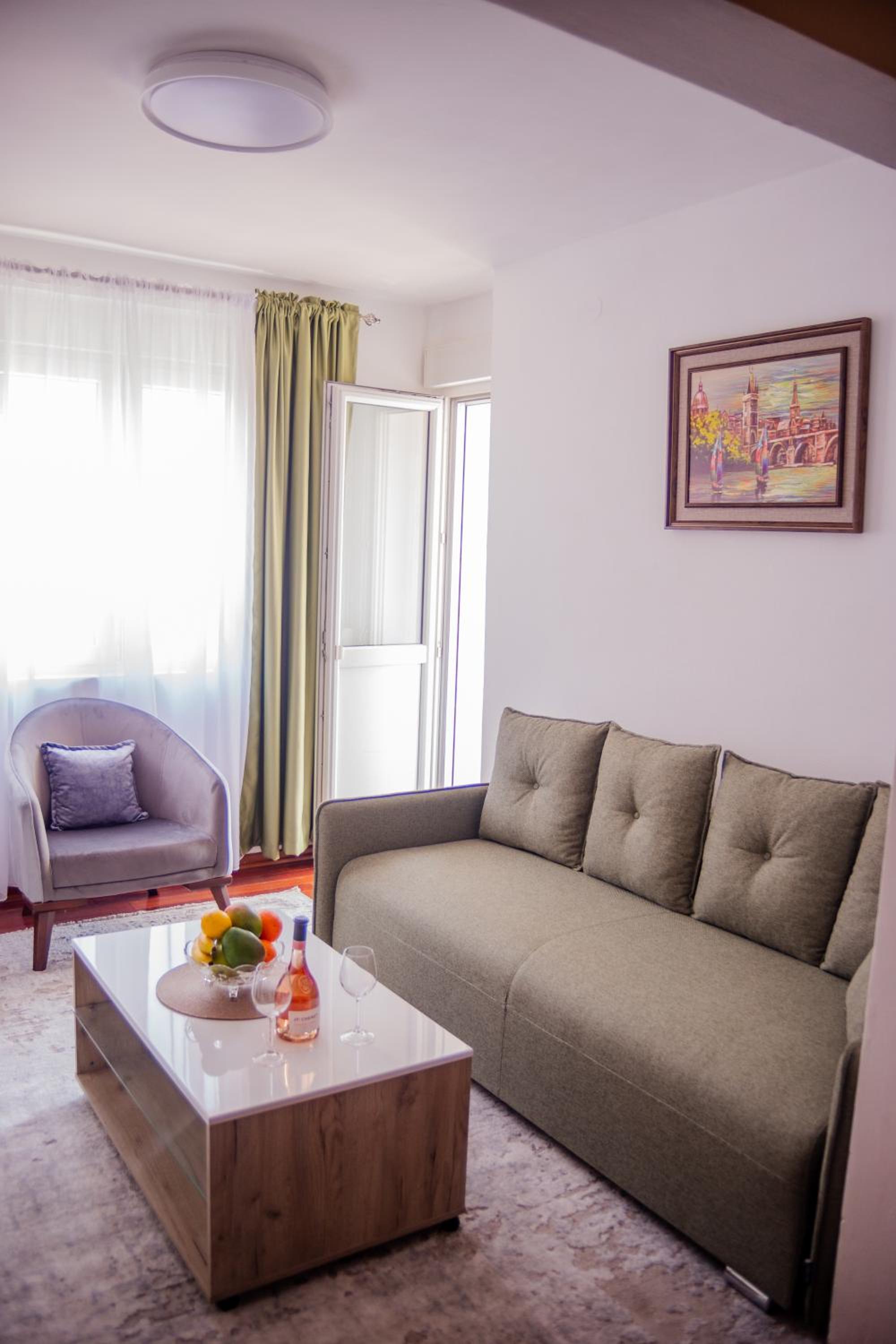 Apartment Ellena