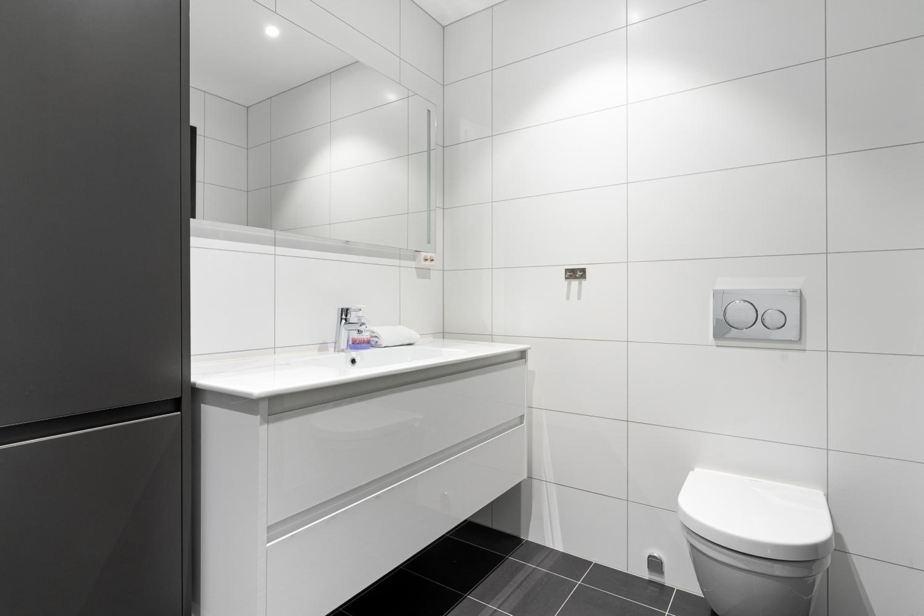 ARCTIC HOMES - Premium Aurora Apartment