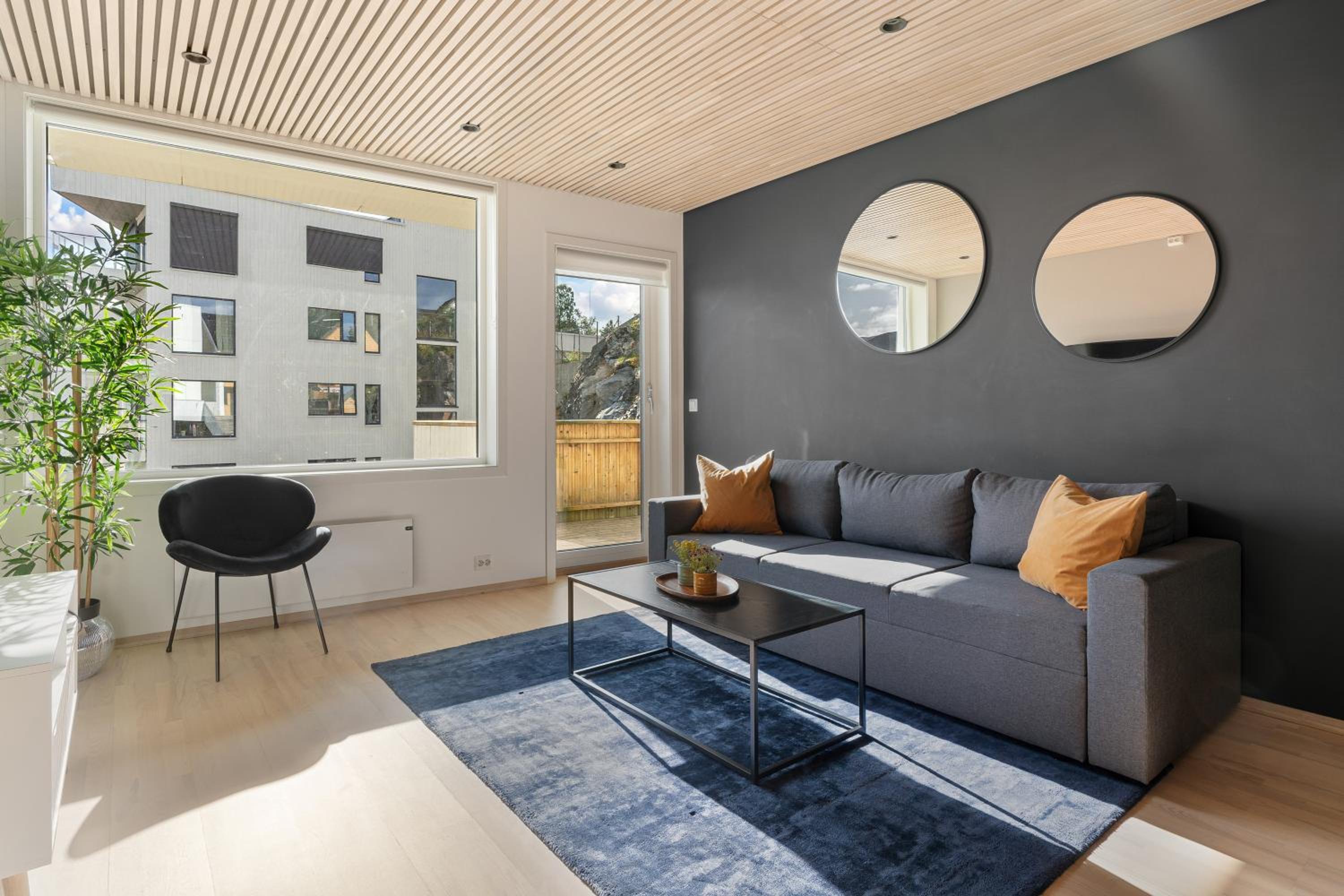 ARCTIC HOMES - Premium Aurora Apartment