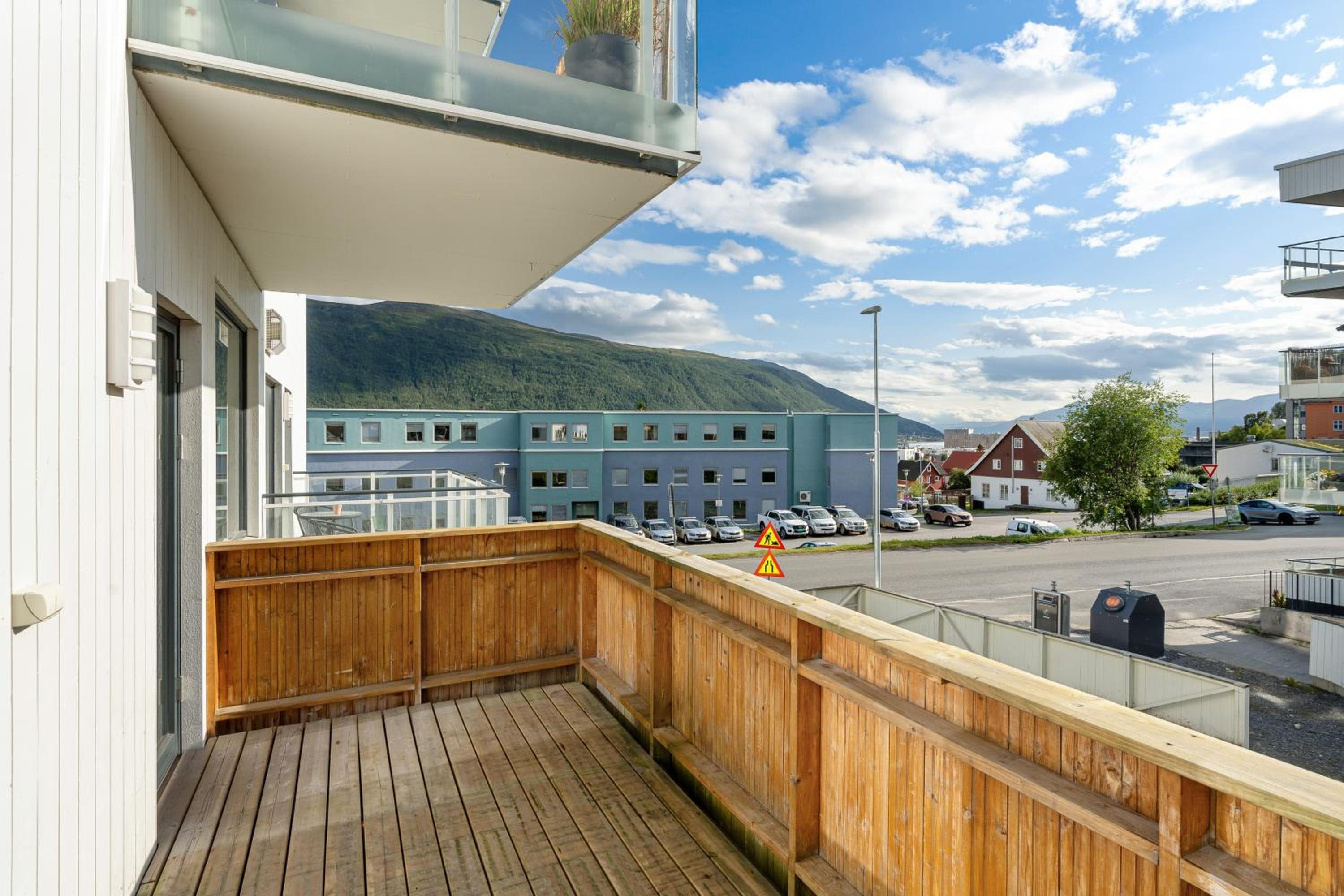 ARCTIC HOMES - Premium Aurora Apartment